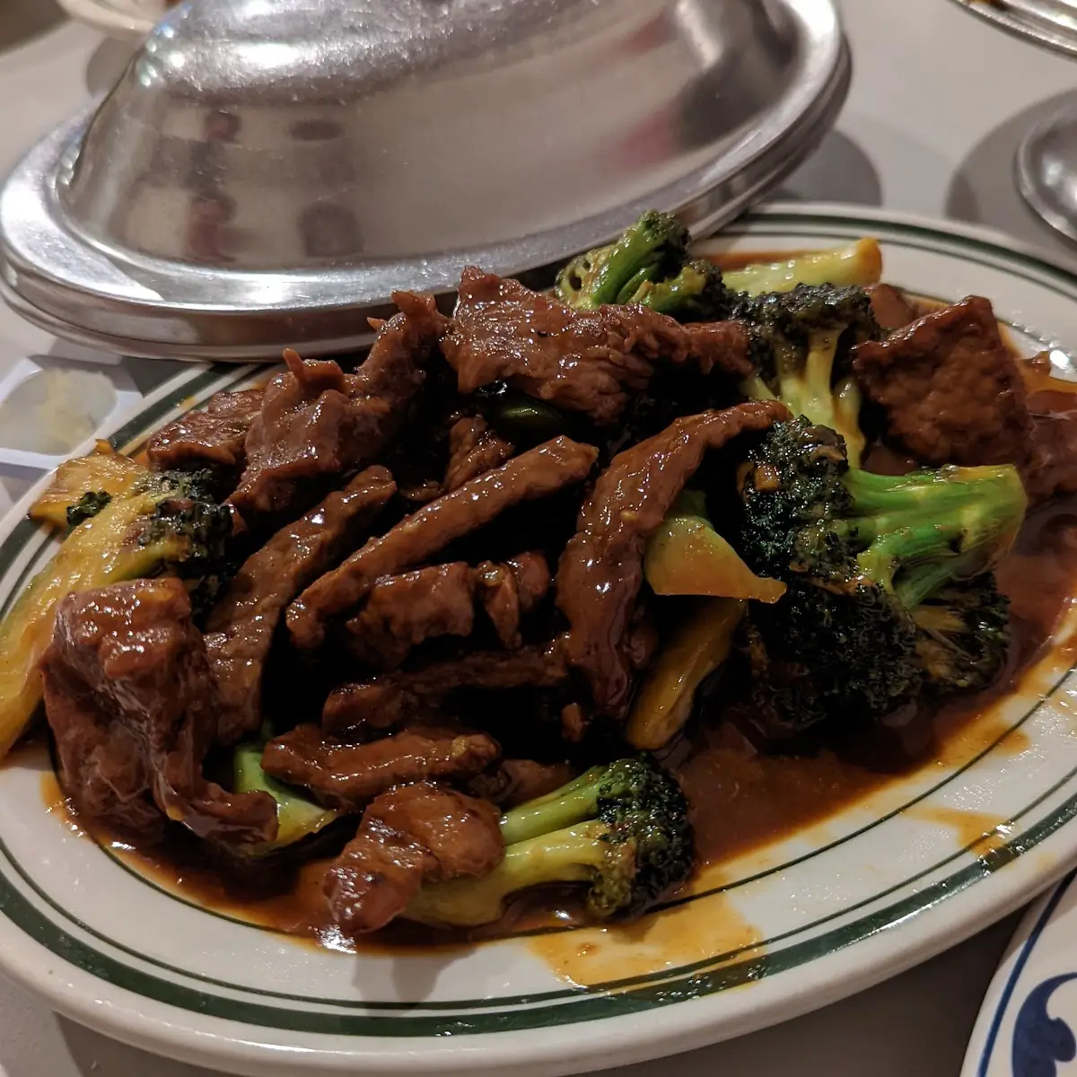 Beef and Broccoli with Garlic Sauce