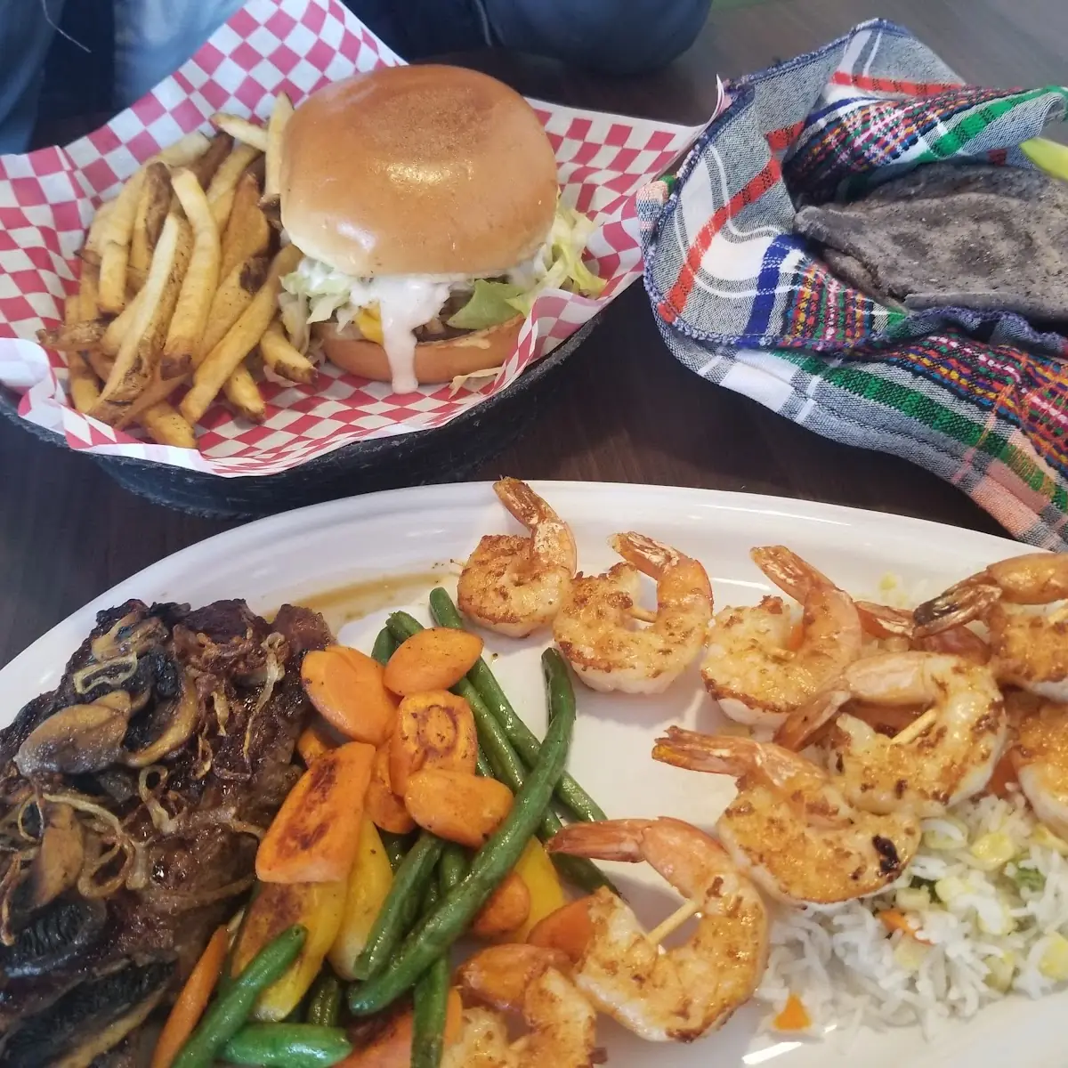 Combo De Camarones Shrimp Combo