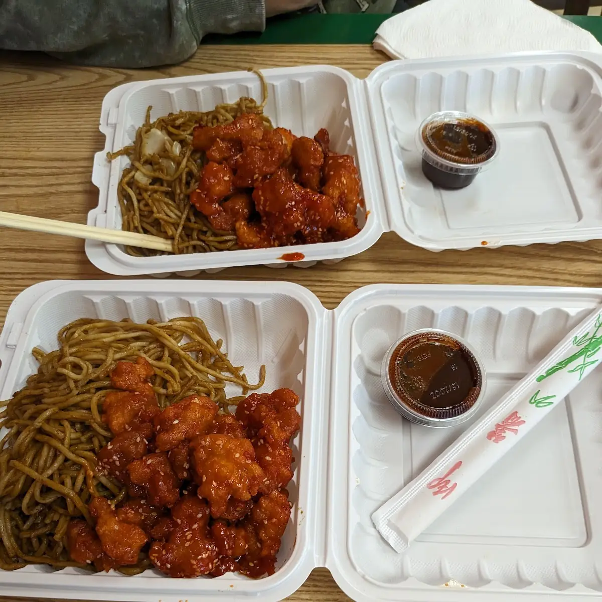 Sesame Chicken Chow Mein