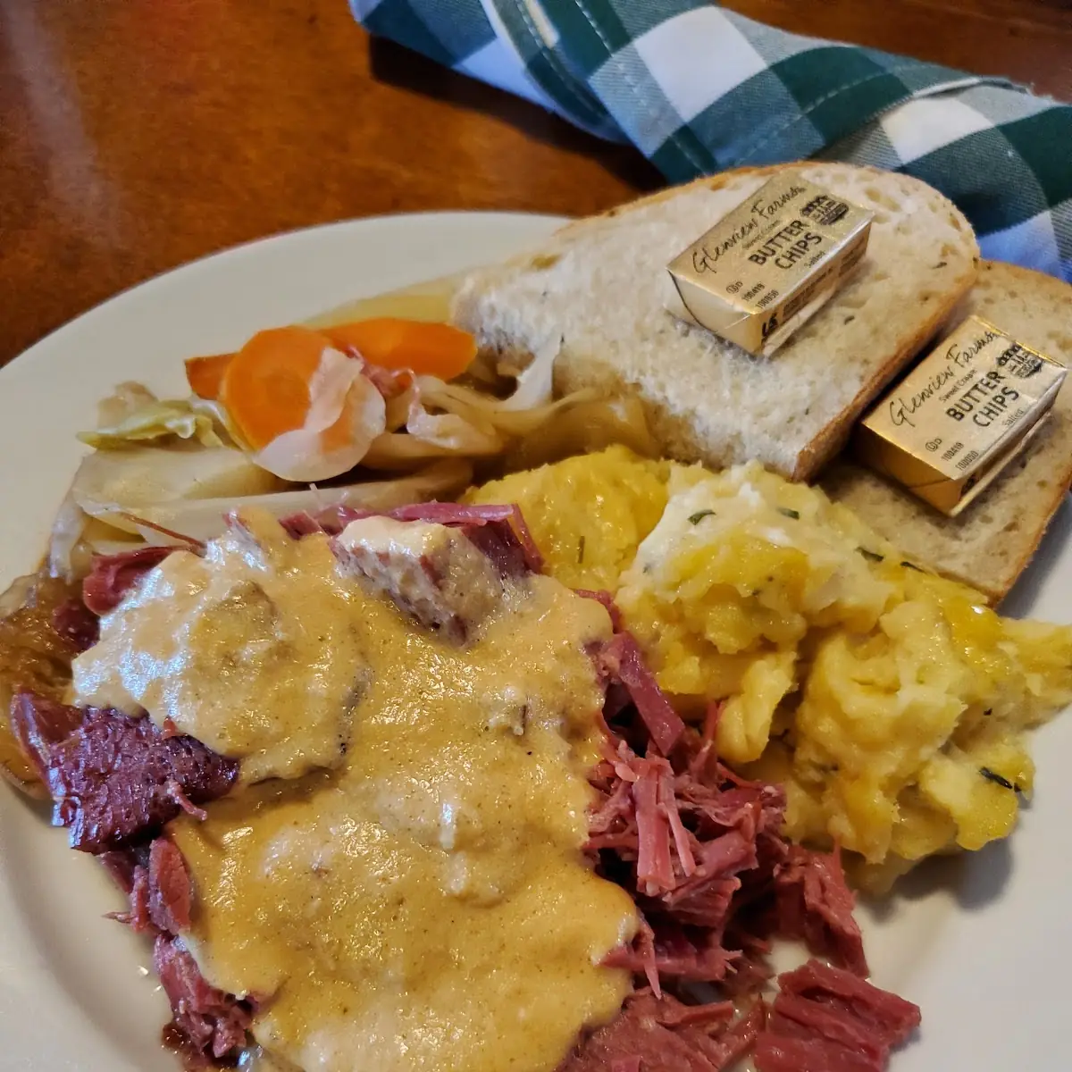 Kids- Corned Beef & Cabbage with Mashed Potatoes