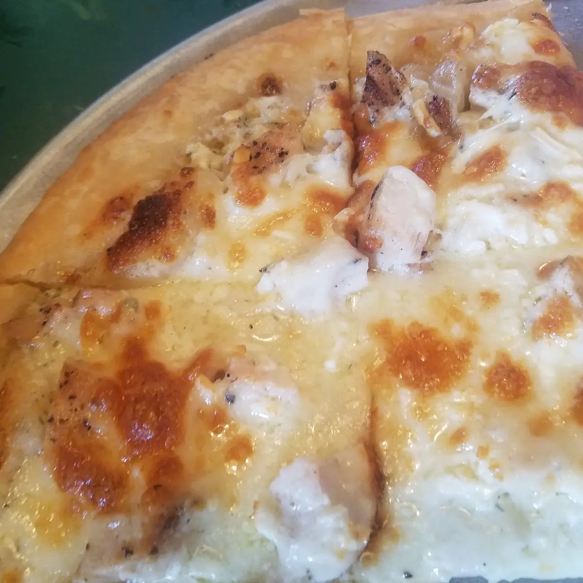 Grilled Chicken Pizza