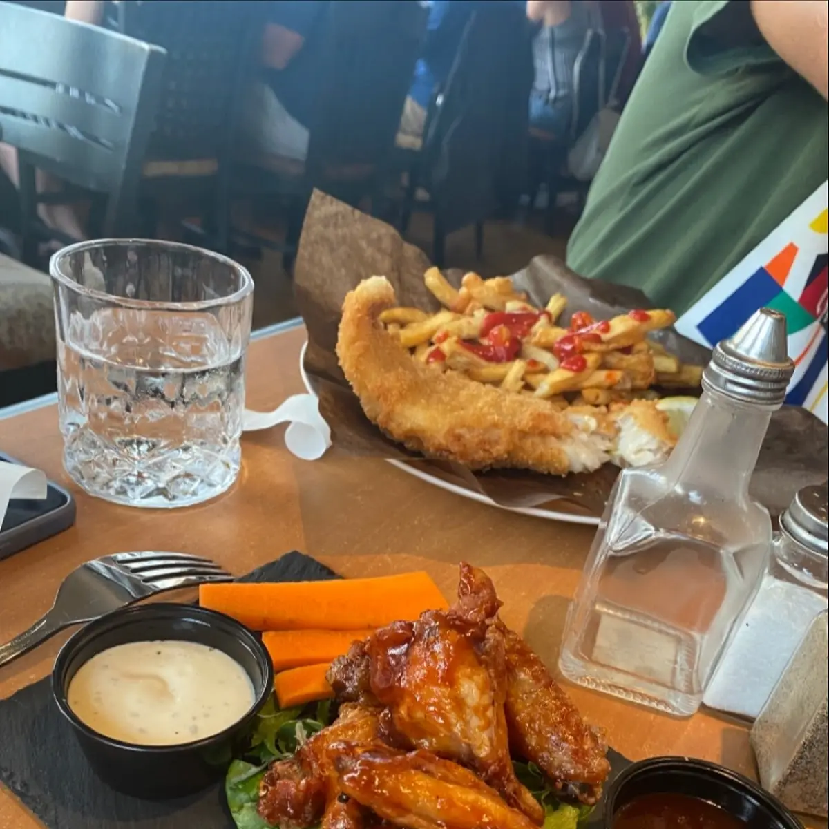 Chicken Wings, Stonewater Pub