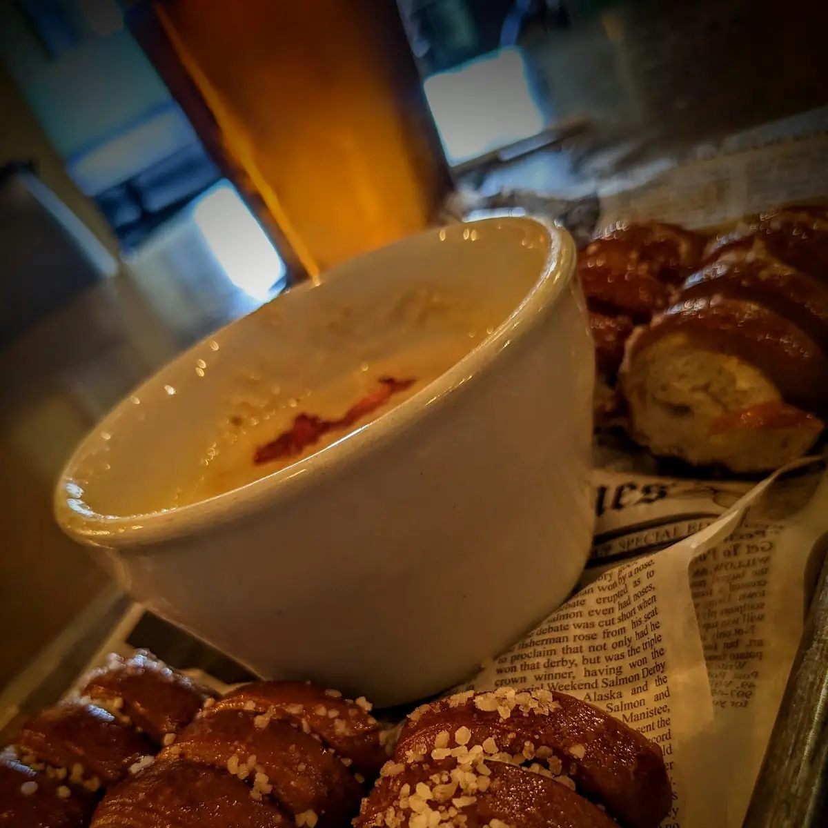 Beer Cheese Dip & Pretzels