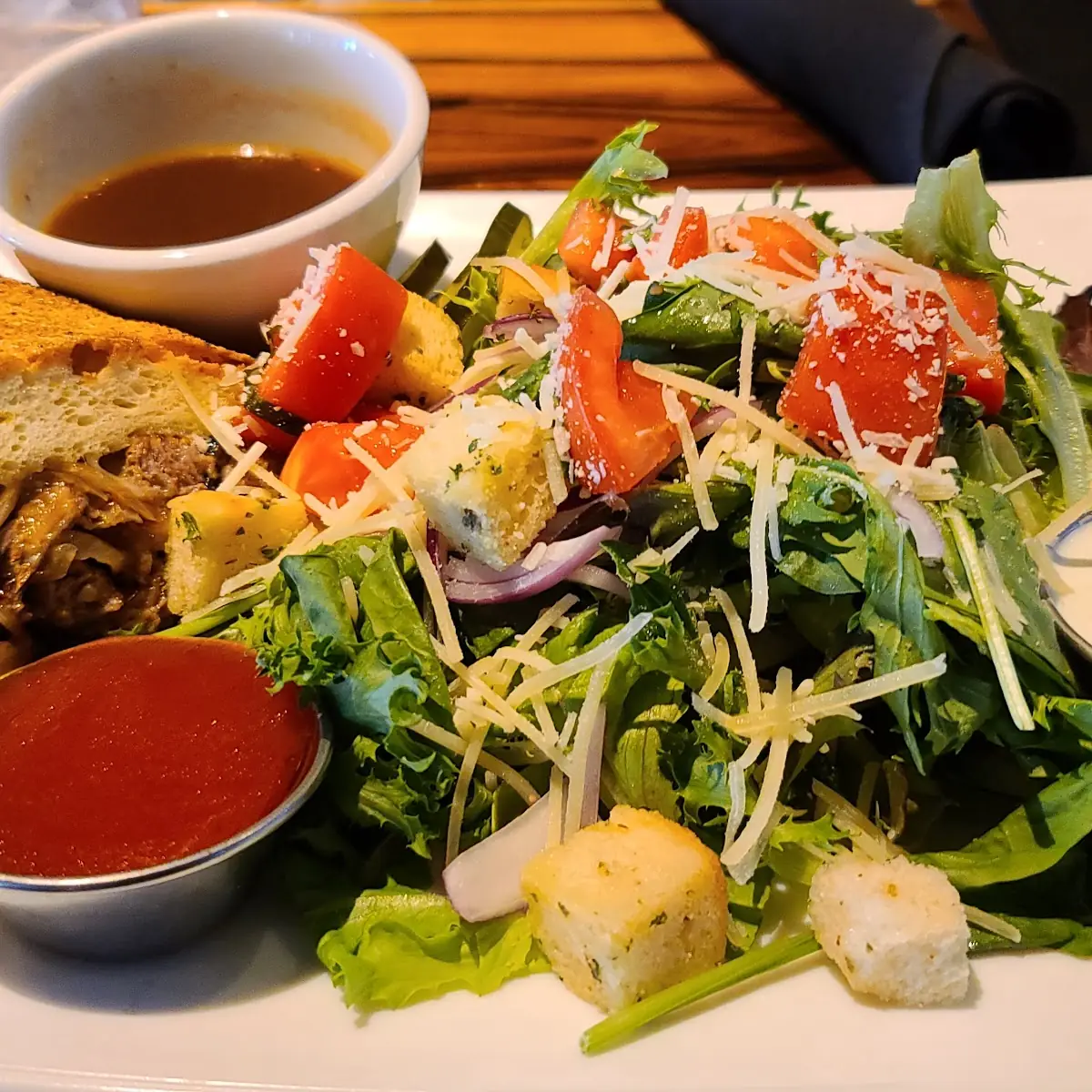 French Dip w Side Salad