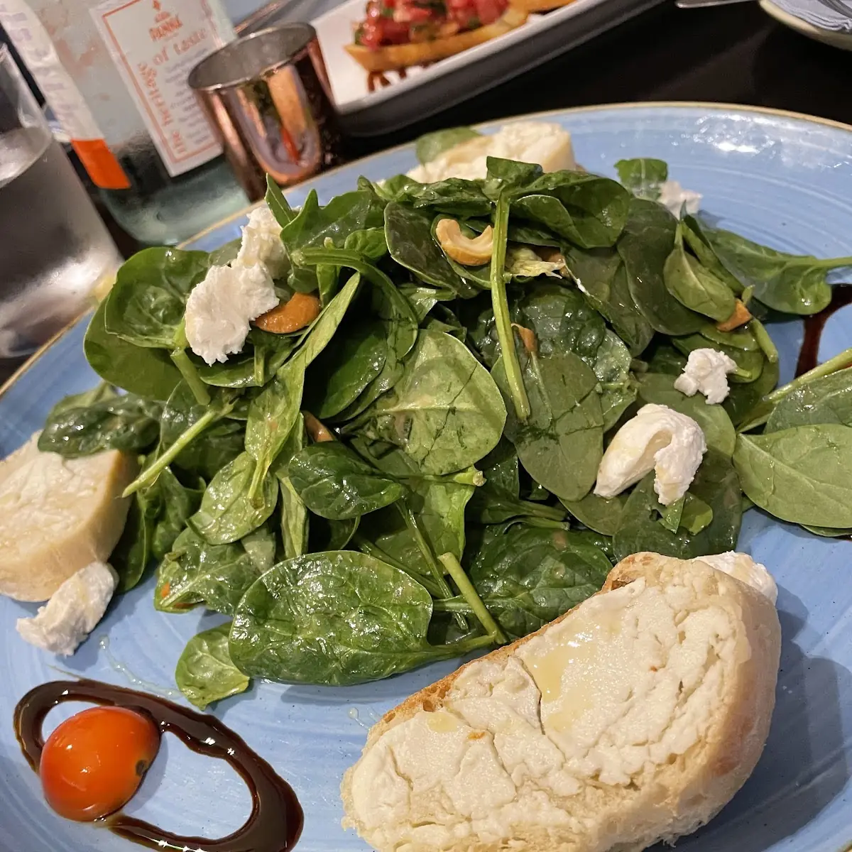Goat Cheese & Spinach Salad