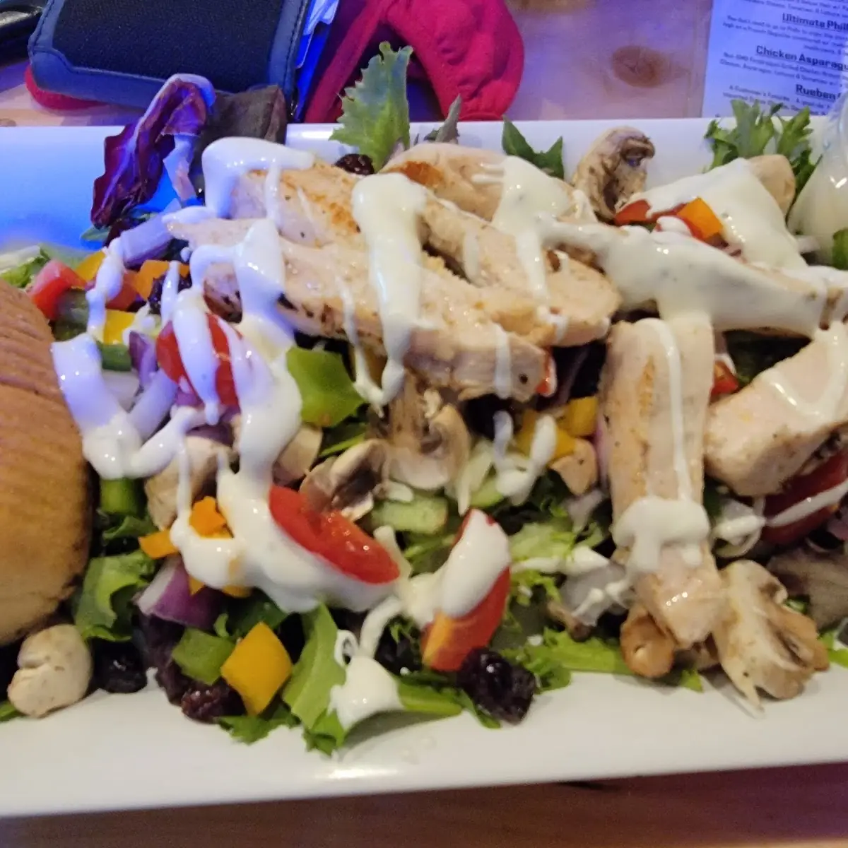Bountiful Berry Grilled Chicken Salad