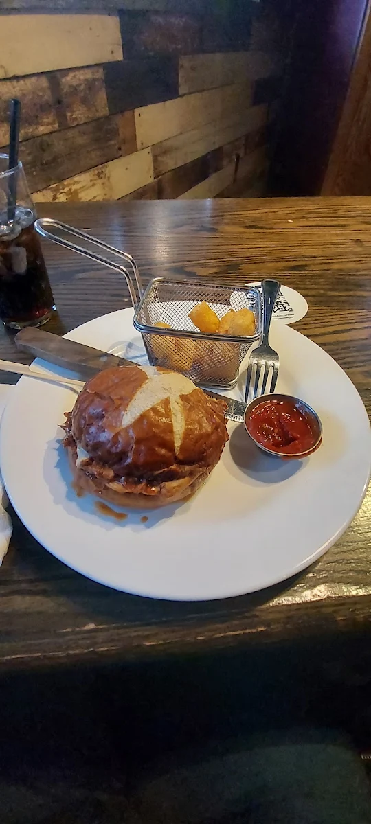 Pulled Pork Sandwich