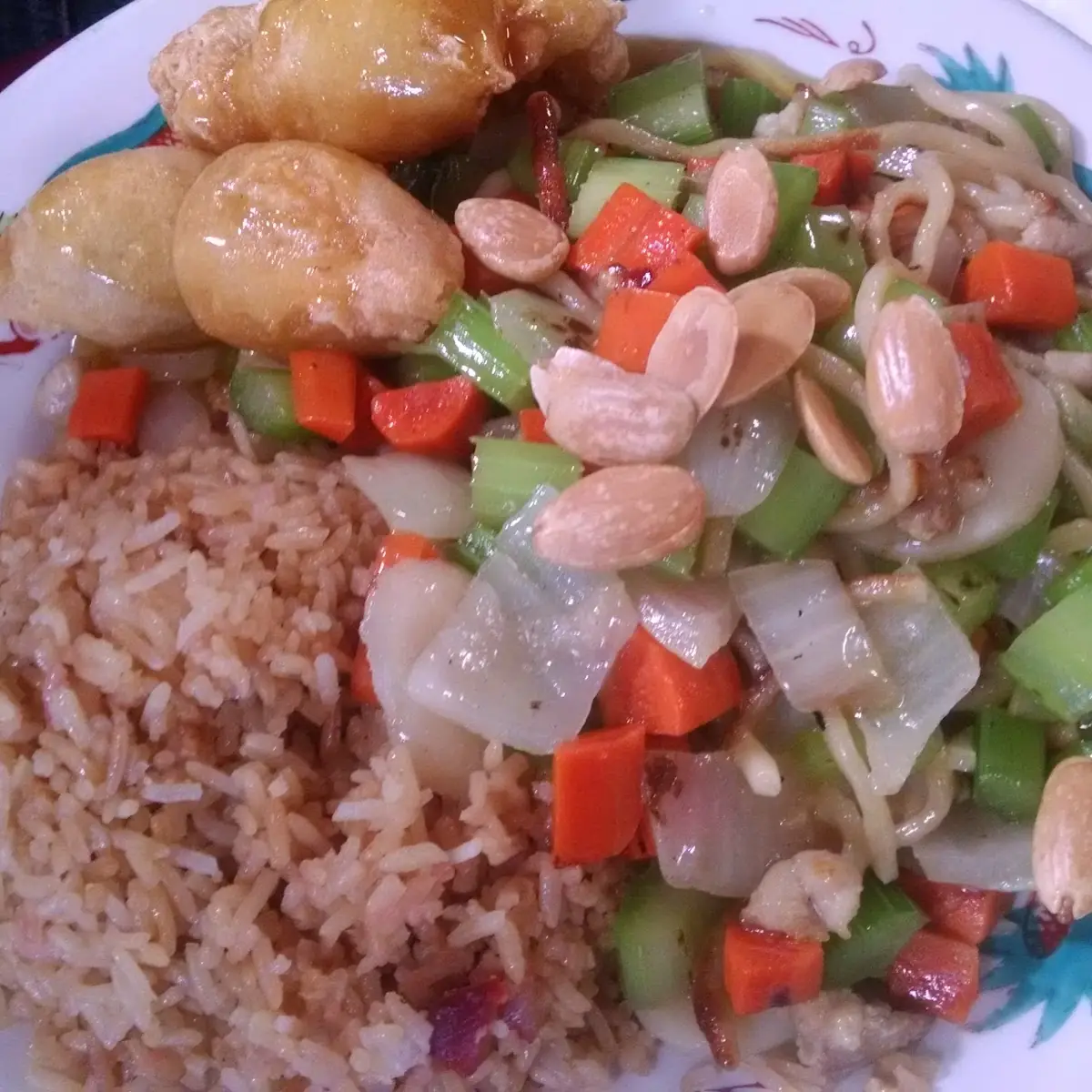 Lunch Chicken Chow Mein