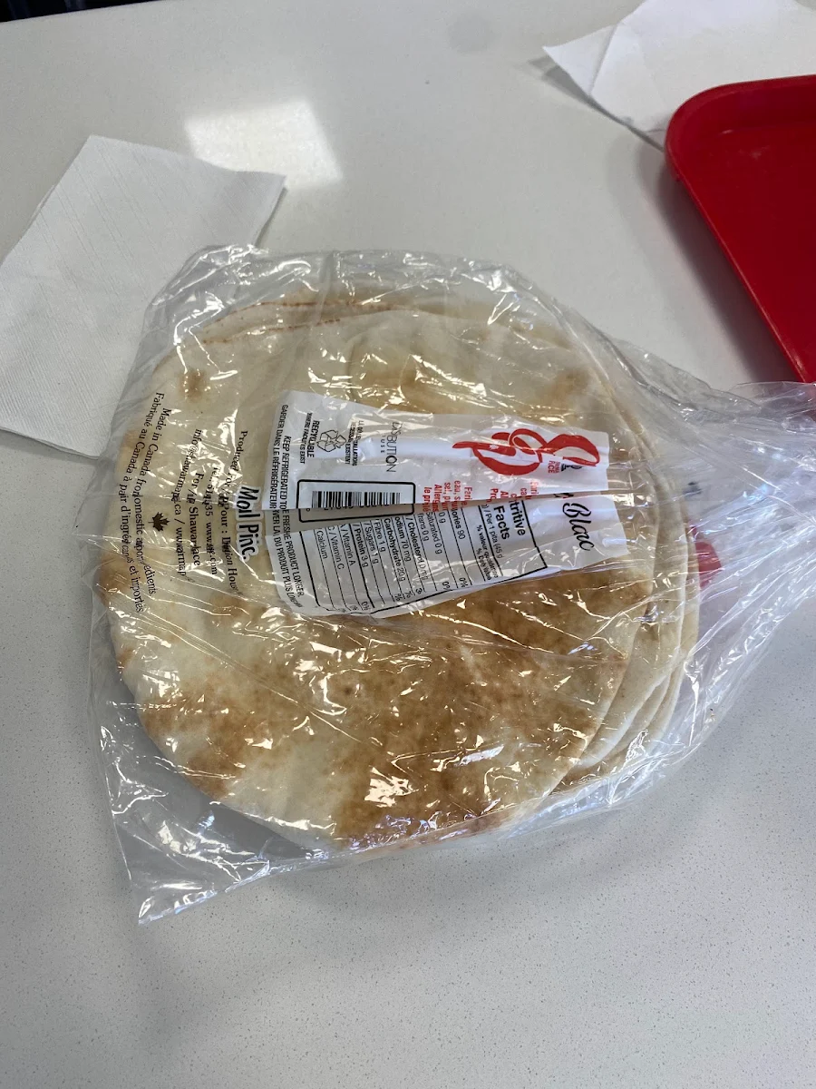 Pita, Shawarma Palace