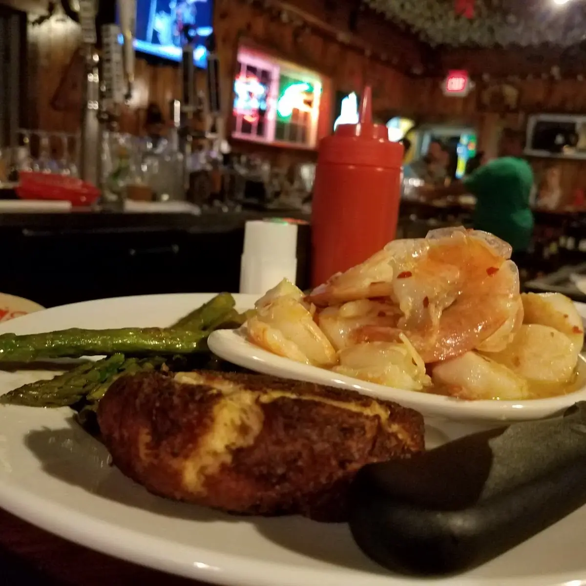 Crab Cakes Scallops and Shrimp