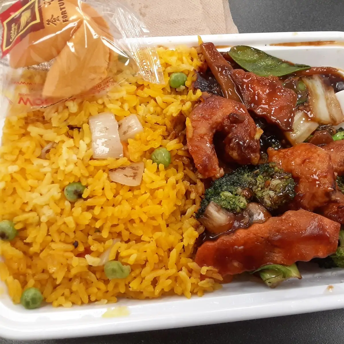 Lunch Shrimp with Chinese Vegetables and Fried Rice