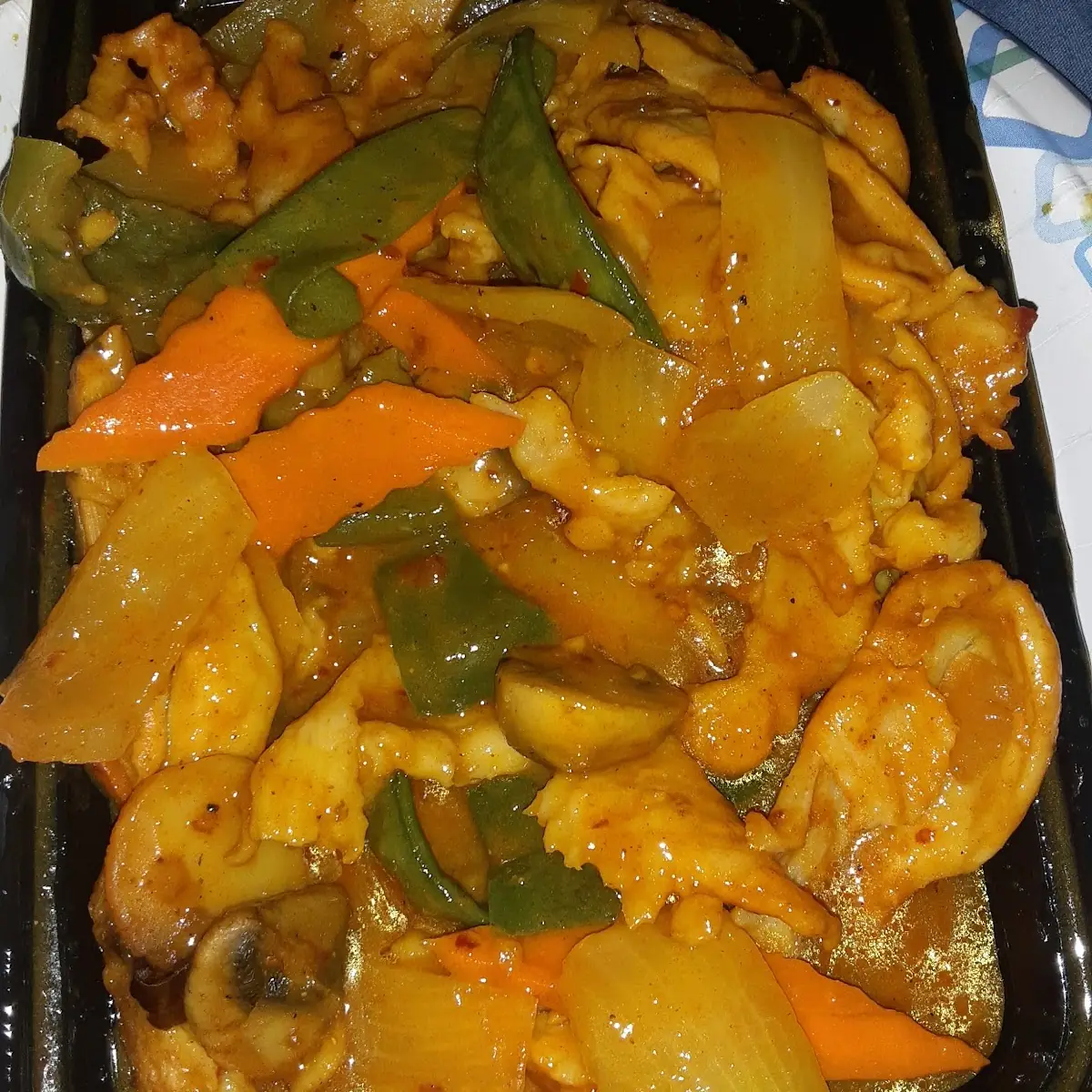Quart Size of Curry Chicken with Veggies and Steamed Rice