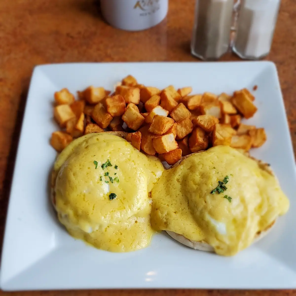 Eggs Benedict