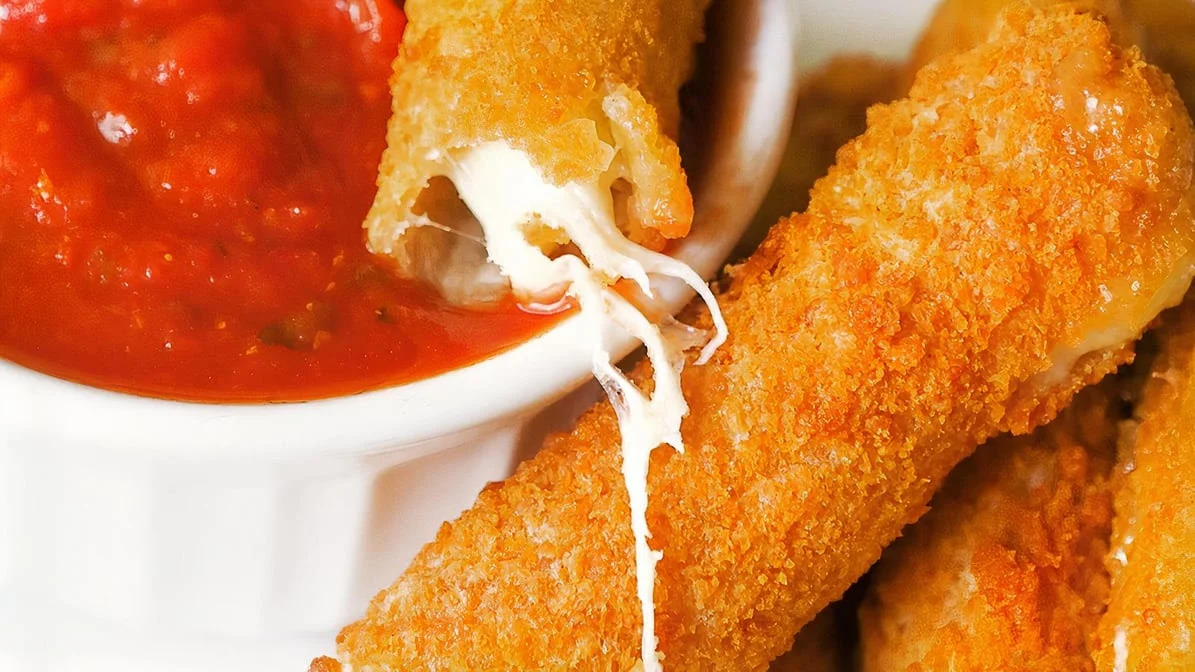 Mozzarella Sticks, Pizza Wings & Snacks