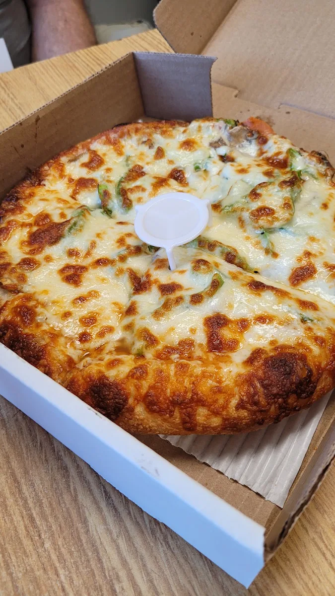 Small Combination Pizza, Capilano Pizzeria