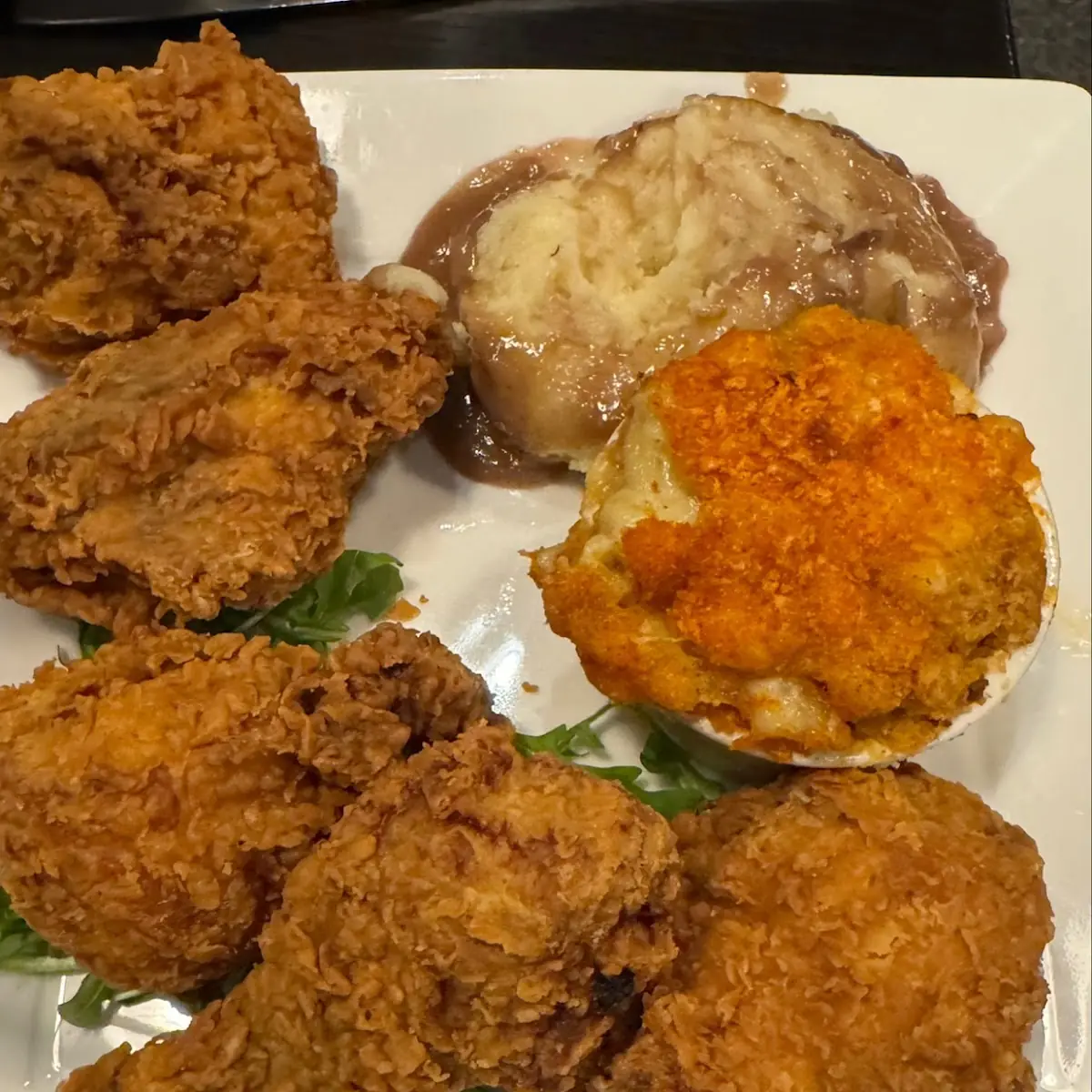Fried Chicken with Mac & Cheese