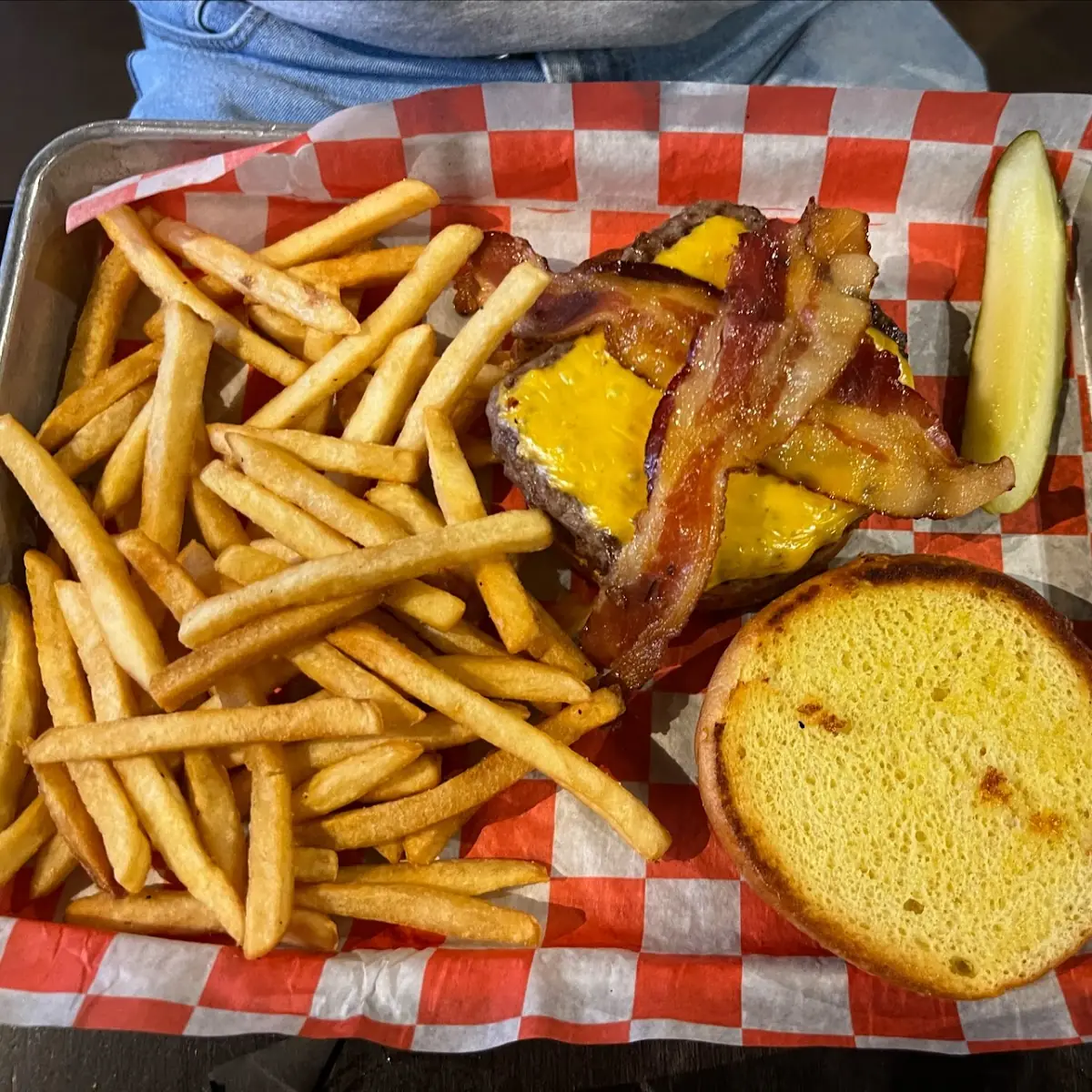 Bacon Cheeseburger