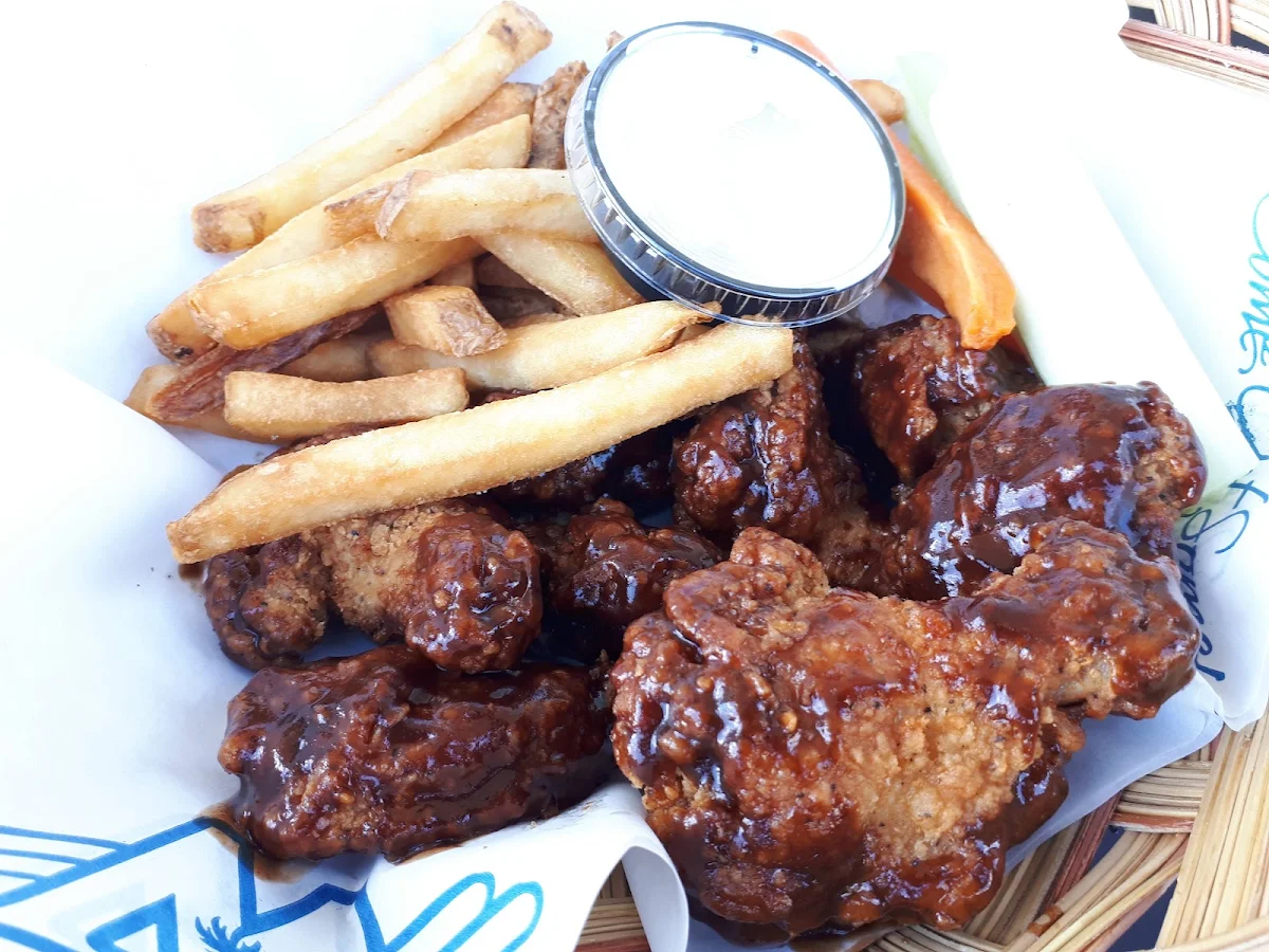 BBQ Wings and Fries, Wild Wing