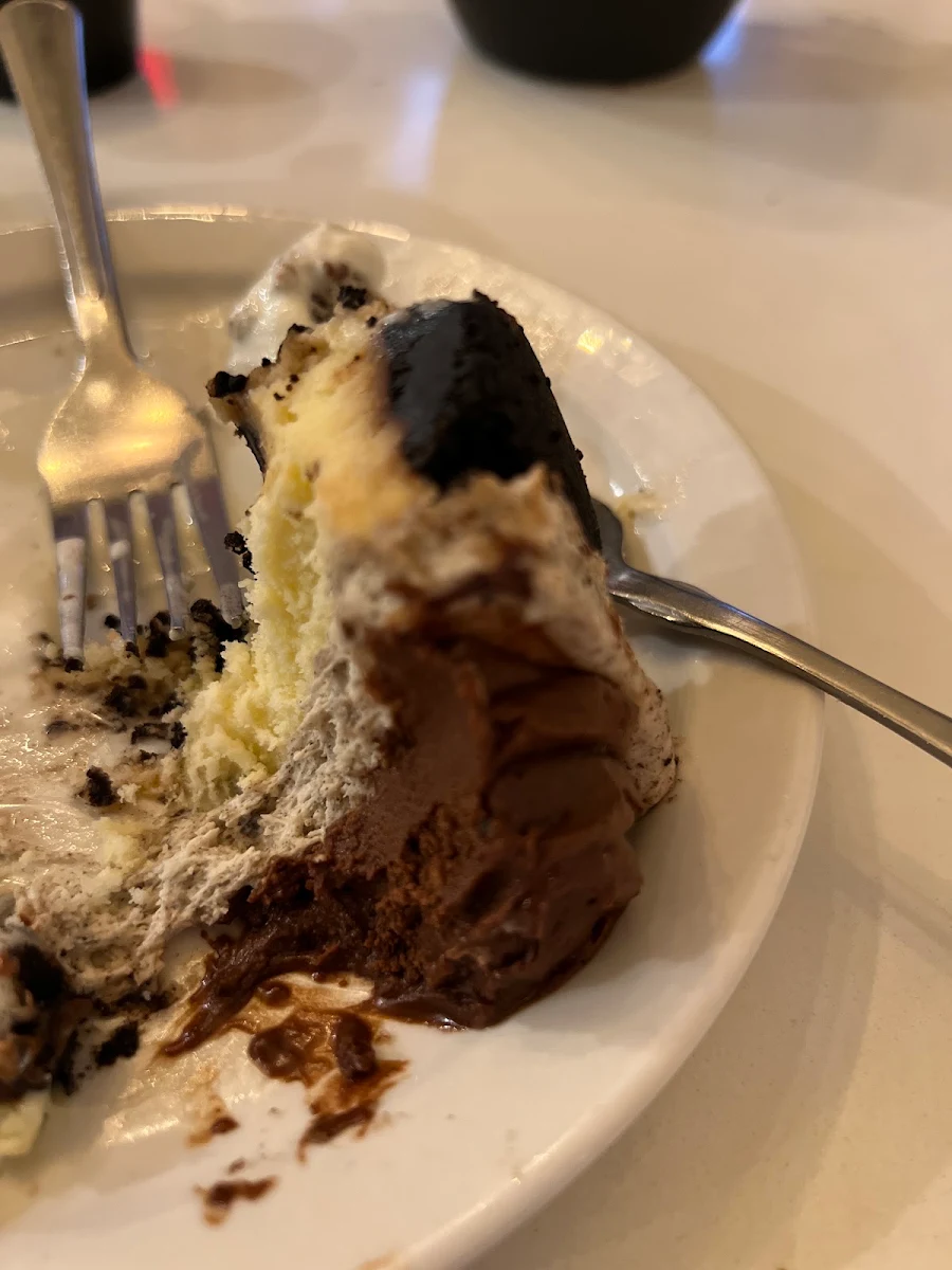Black White Lava Cake, Wild Wing