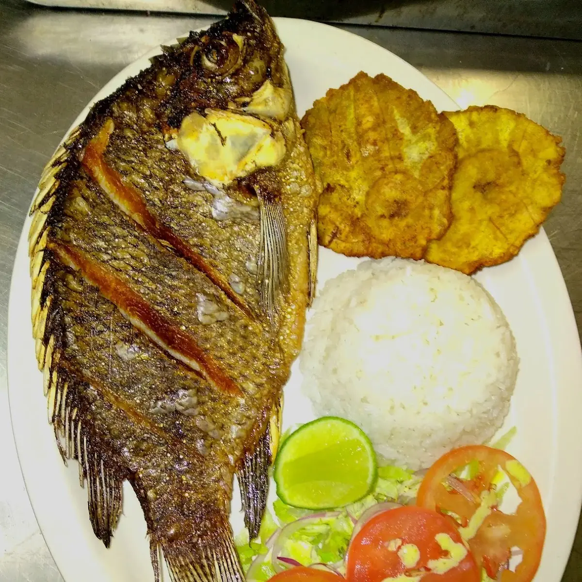 Filete de Pescado Frito O Mojarra