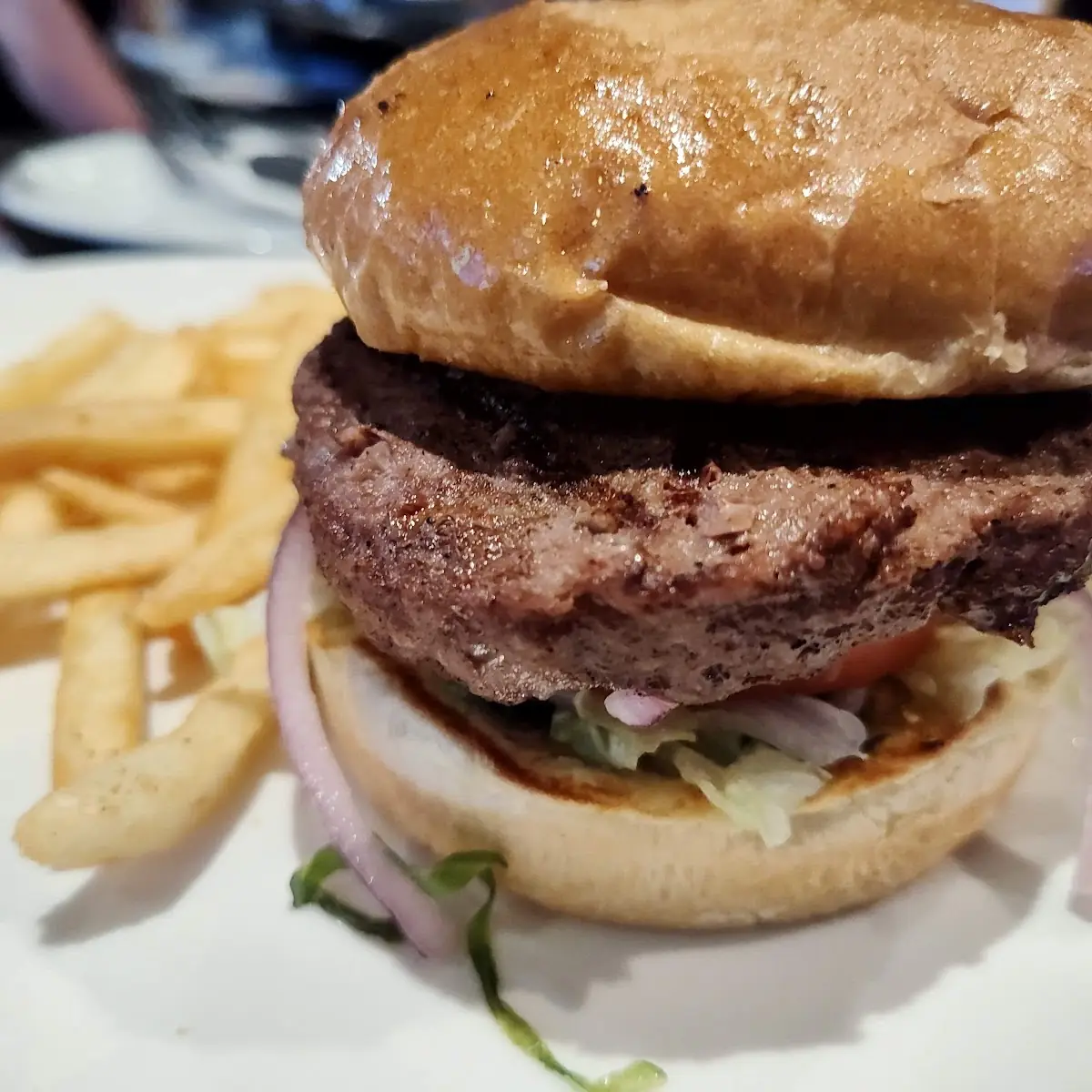 Hamburger & French Fries