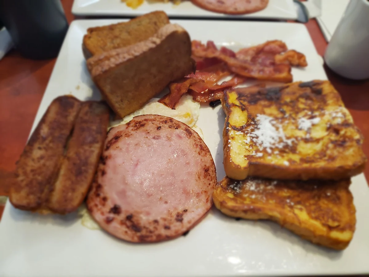 Breakfast Double Decker, Miss Molly's Diner