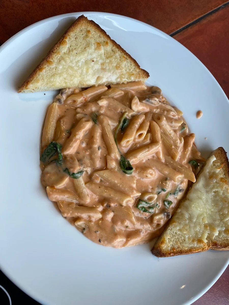 Spinach Mushroom Pasta, Miss Molly's Diner