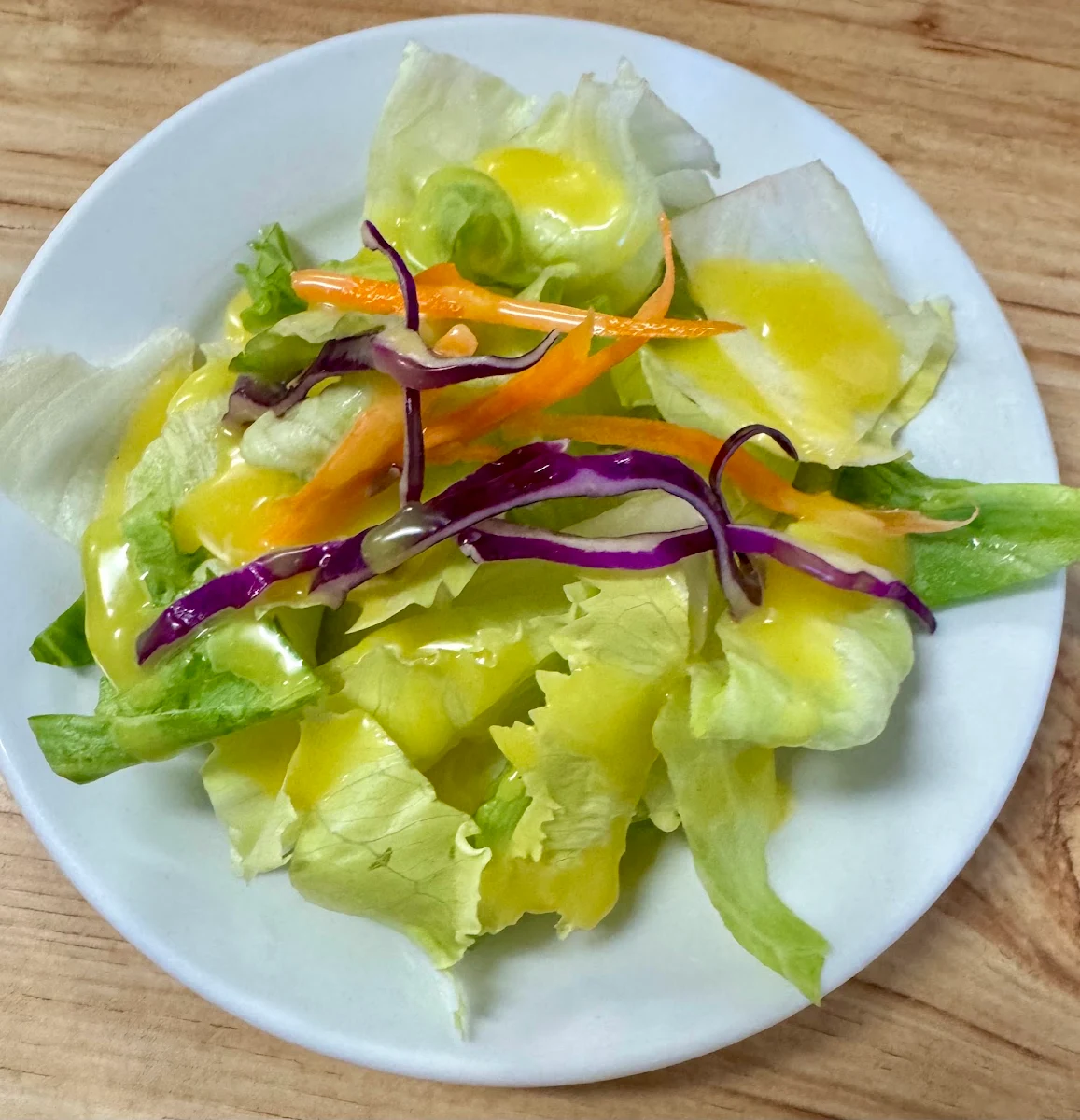 Fresh Salad with Lemon Vinaigrette