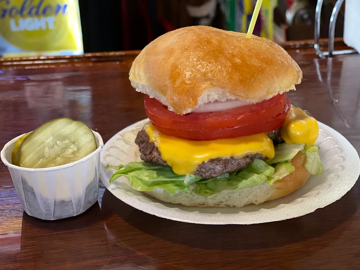 California Burger with Cheese