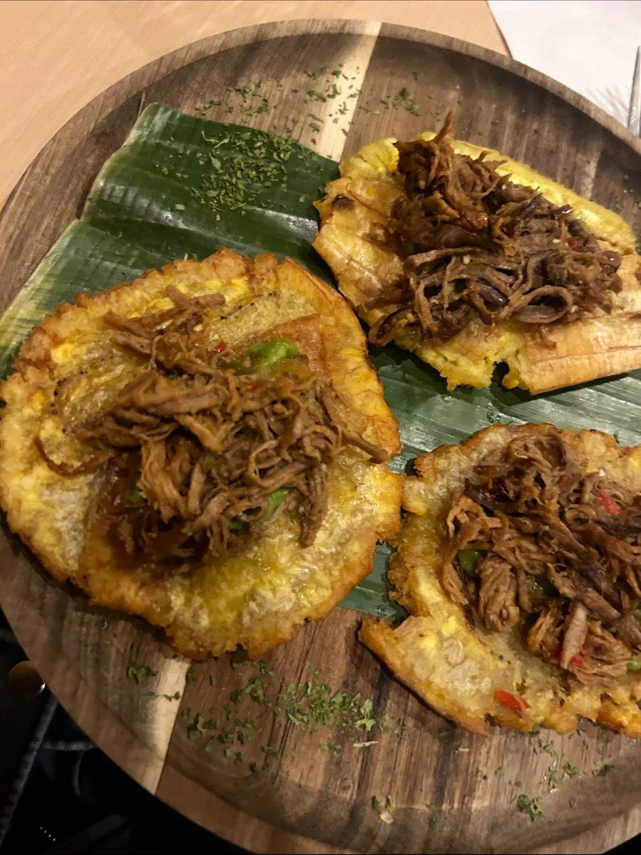 Patacones, La Hacienda Resto-Bar