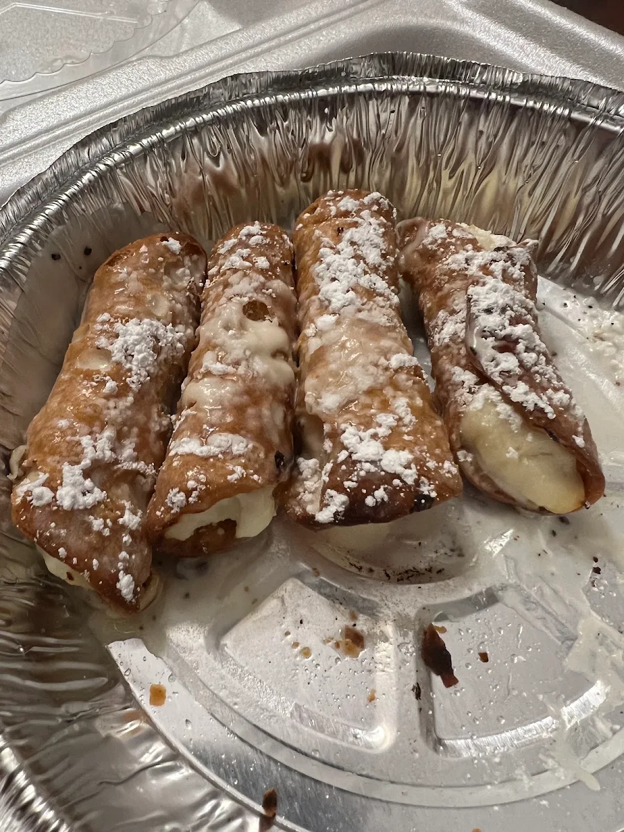 Chocolate Chip Cannolis