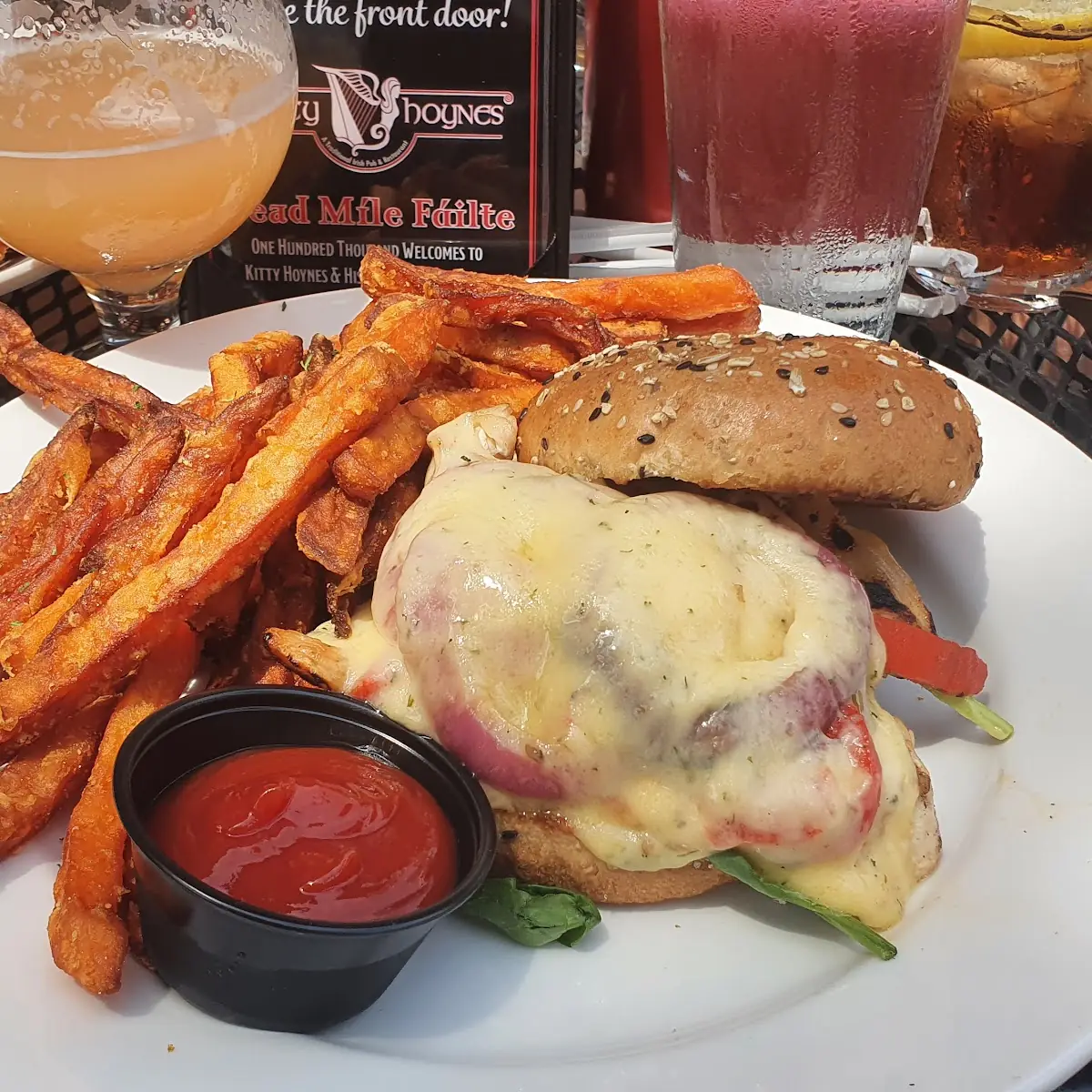 Hoyne's Pub Burger