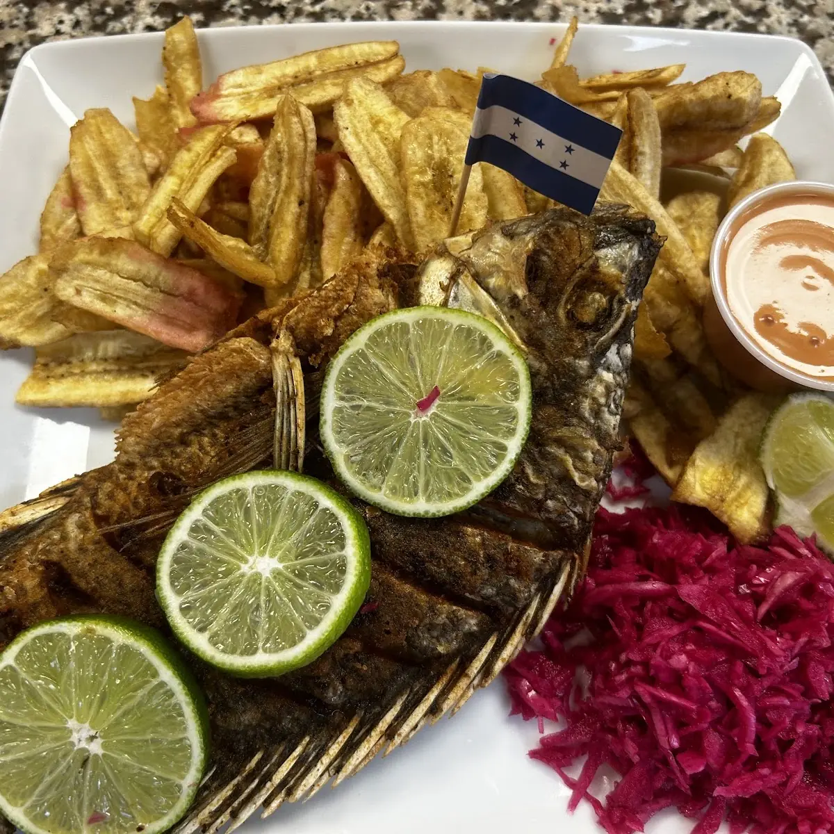 Pescado Frito Con