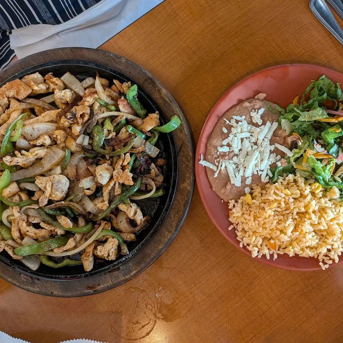 Fajitas De Pollo Poblano Poblano Style Chicken Fajitas
