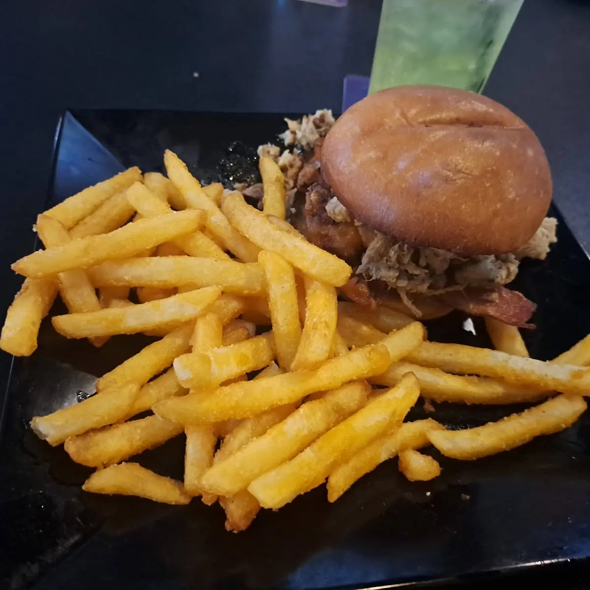 Pulled Pork Burger