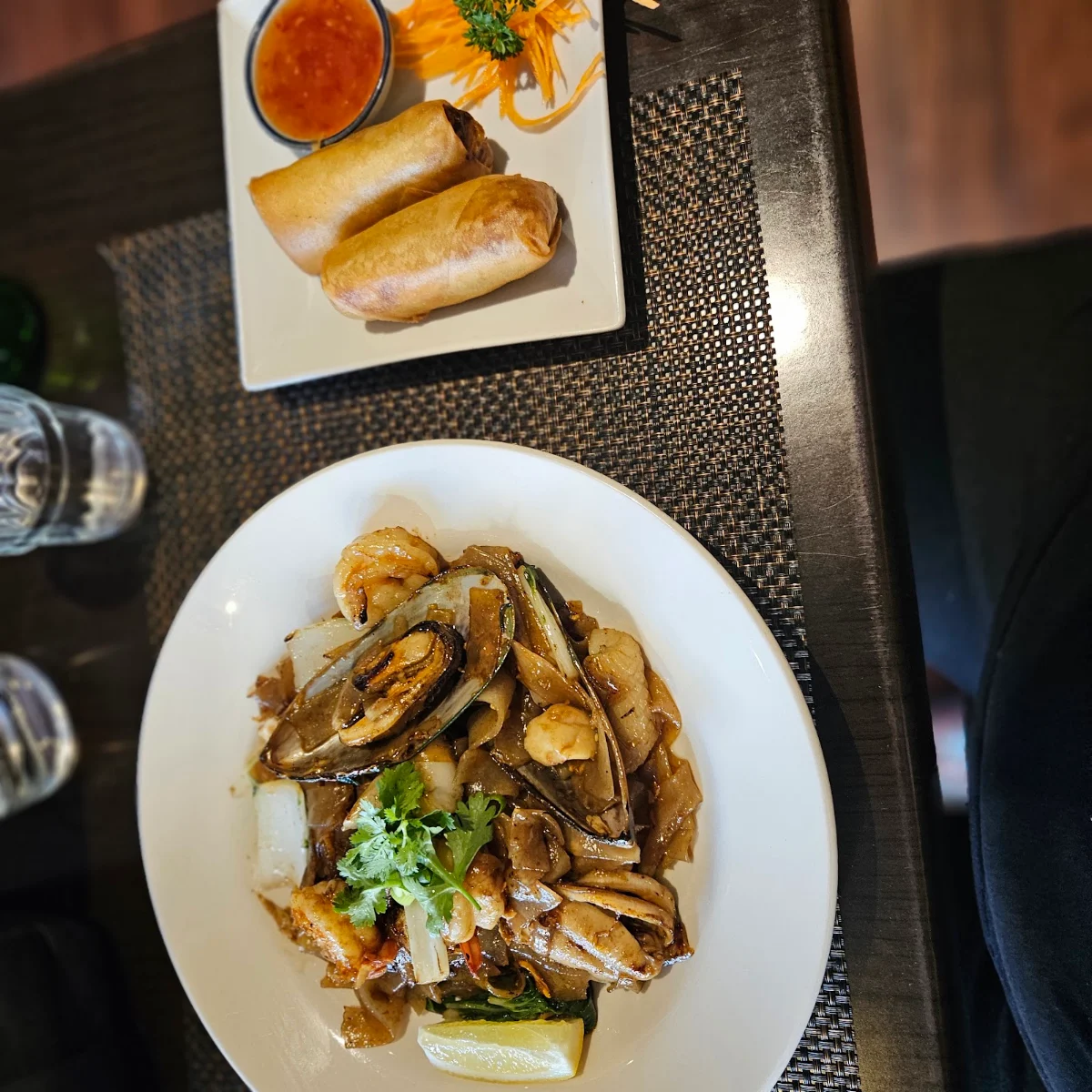 Seafood See EW, Wild Ginger Thai