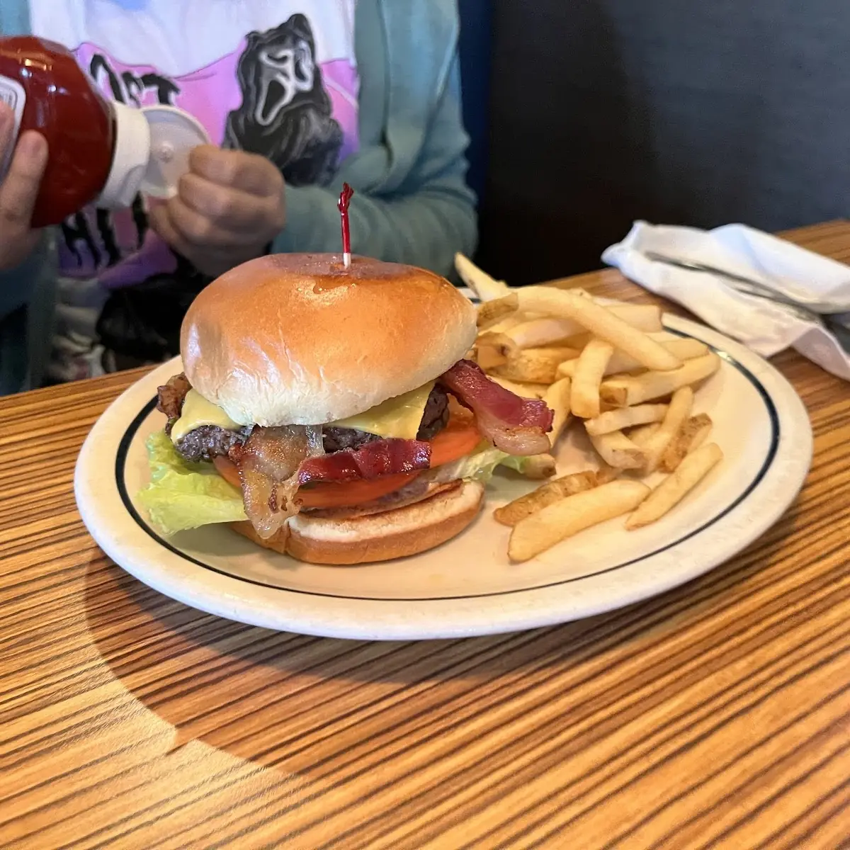 The Classic with Bacon Cheeseburger