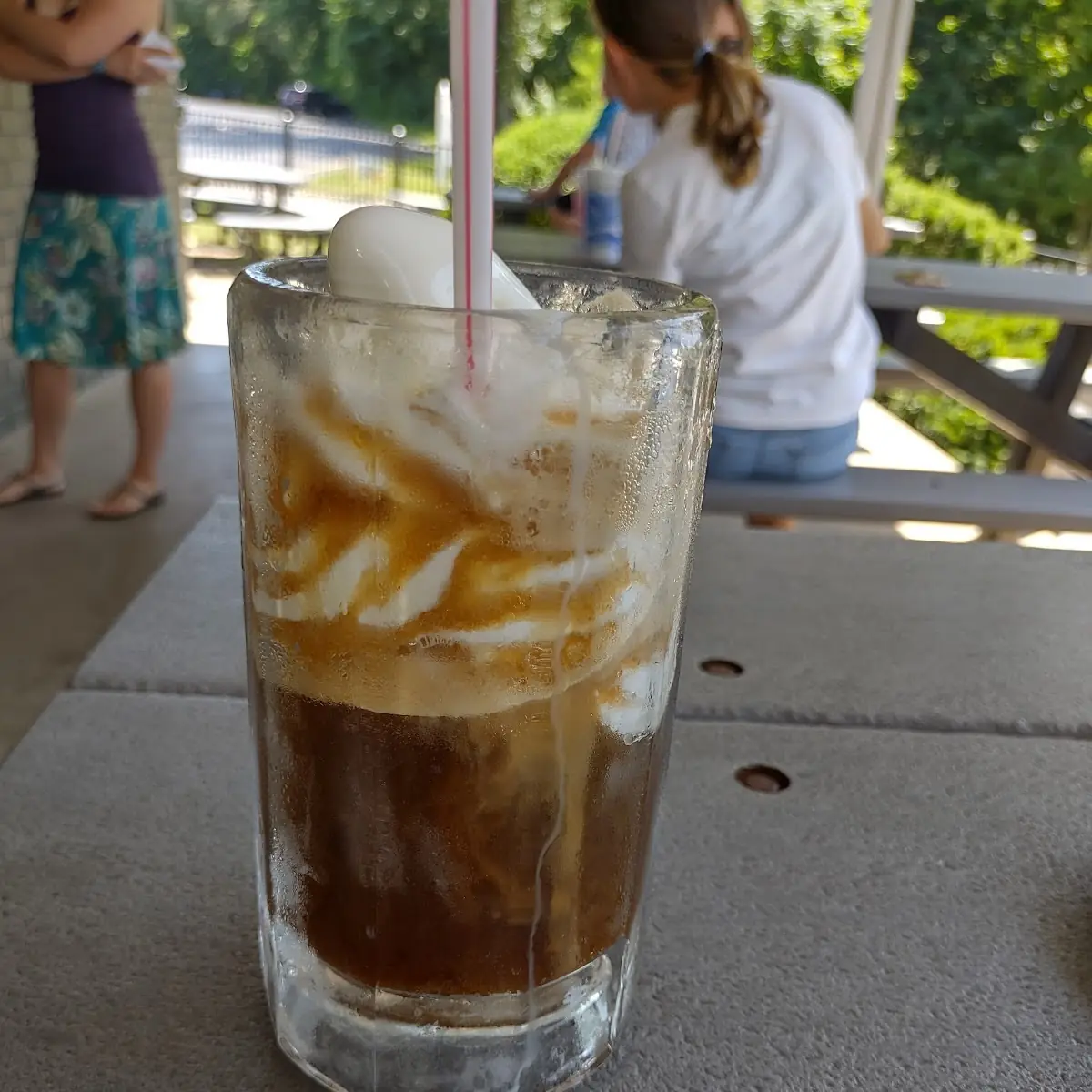 Rt Beer Float in a Mug