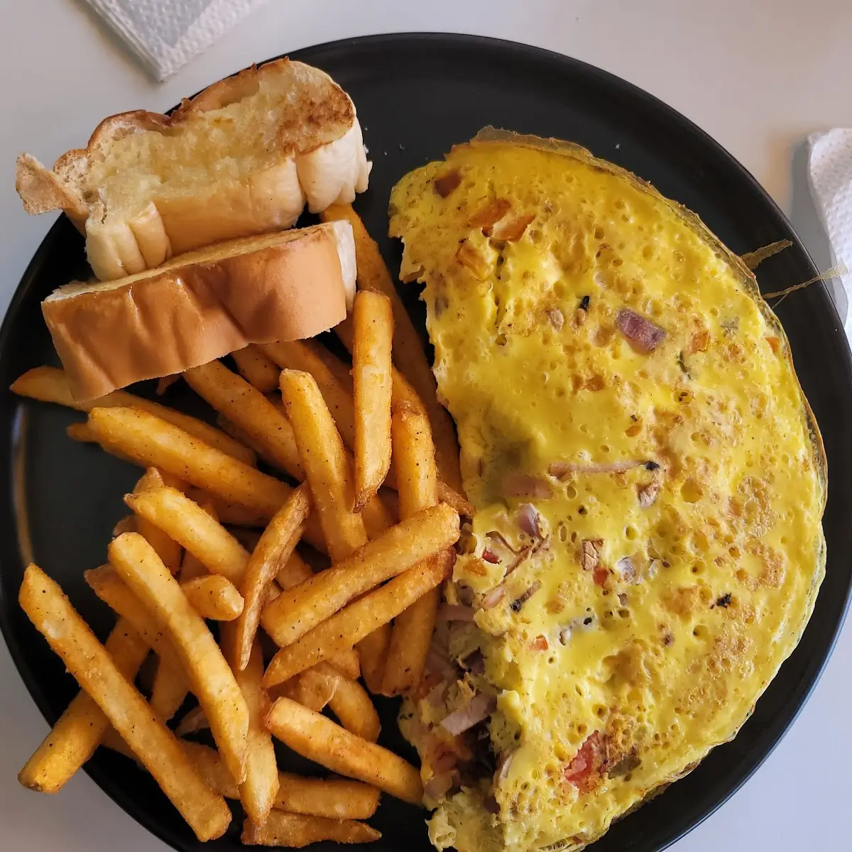 Omelette Con Papas Fritas