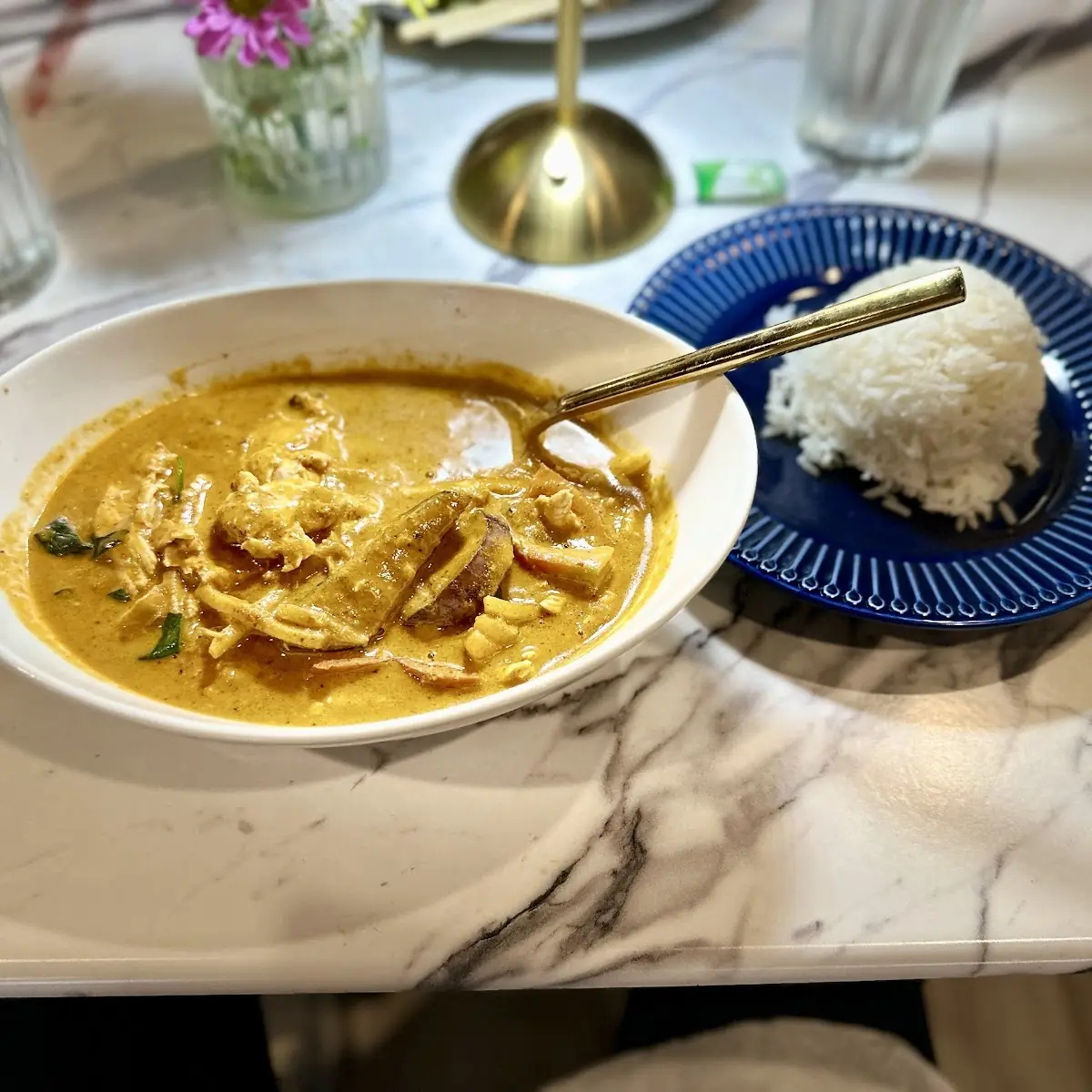 Red Chicken Curry
