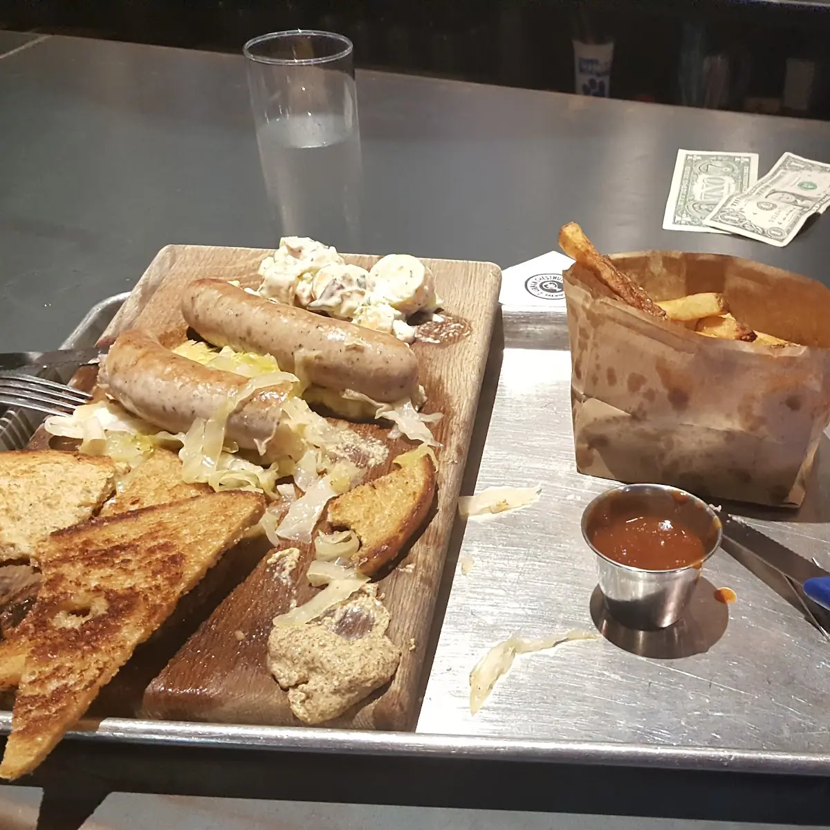 Bratwurst Plate