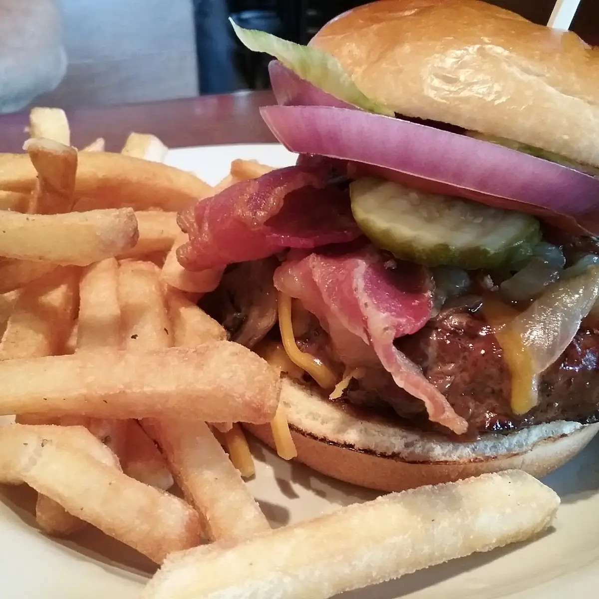 Roadhouse Burger