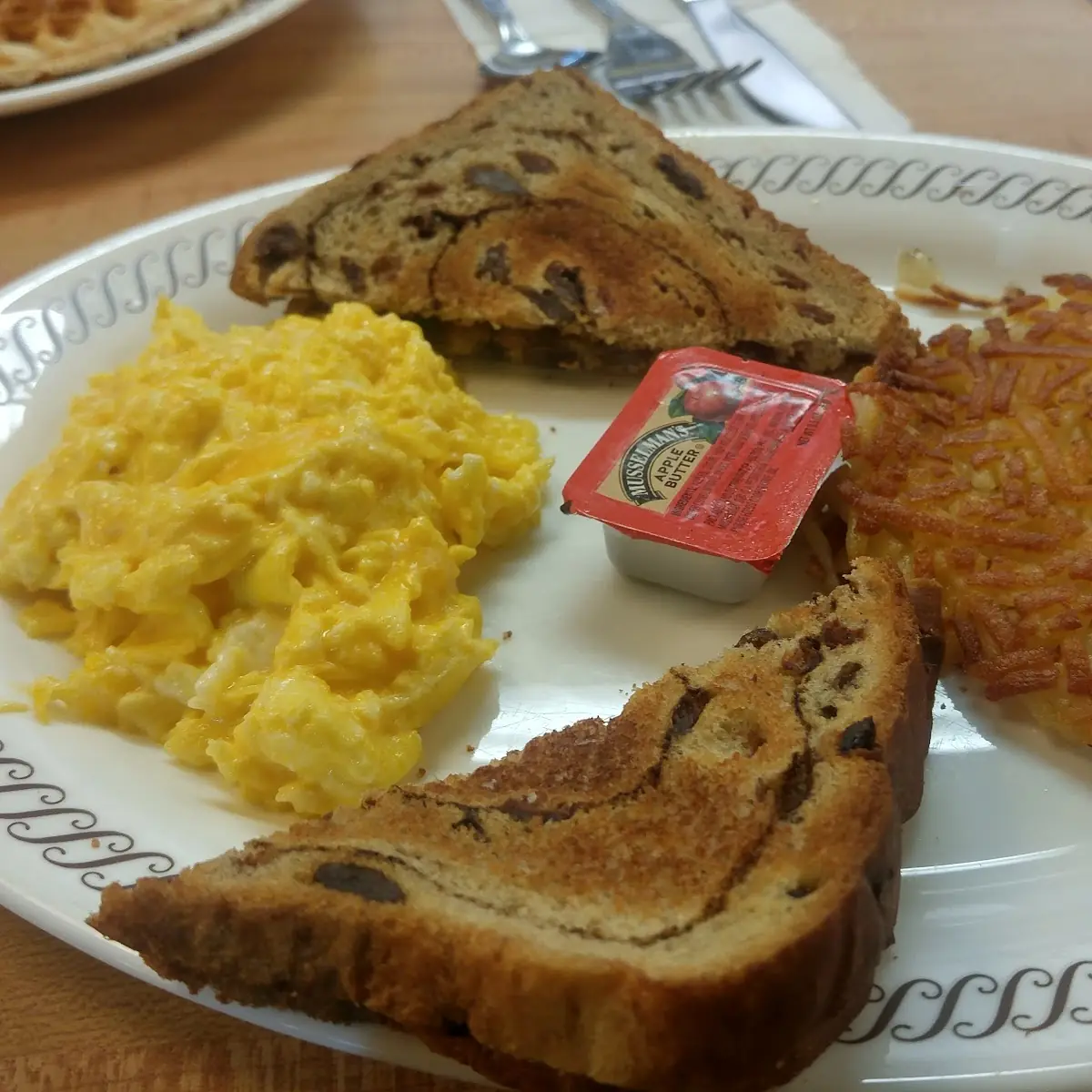 Cheese N' Eggs with Raisin Toast
