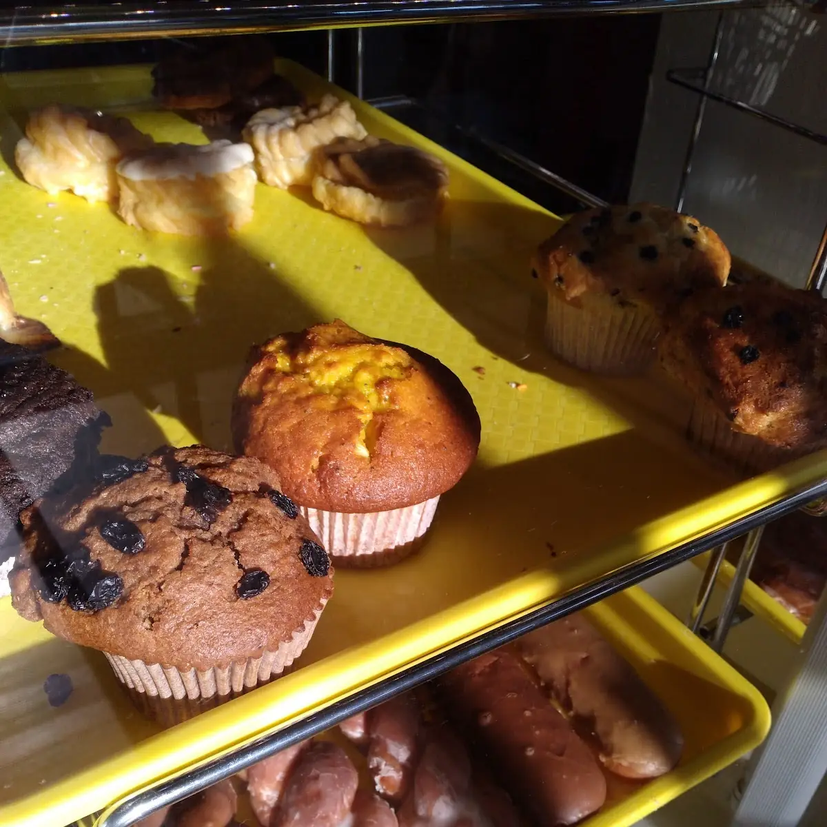 Chocolate&Poppy Seed Lemon Muffin
