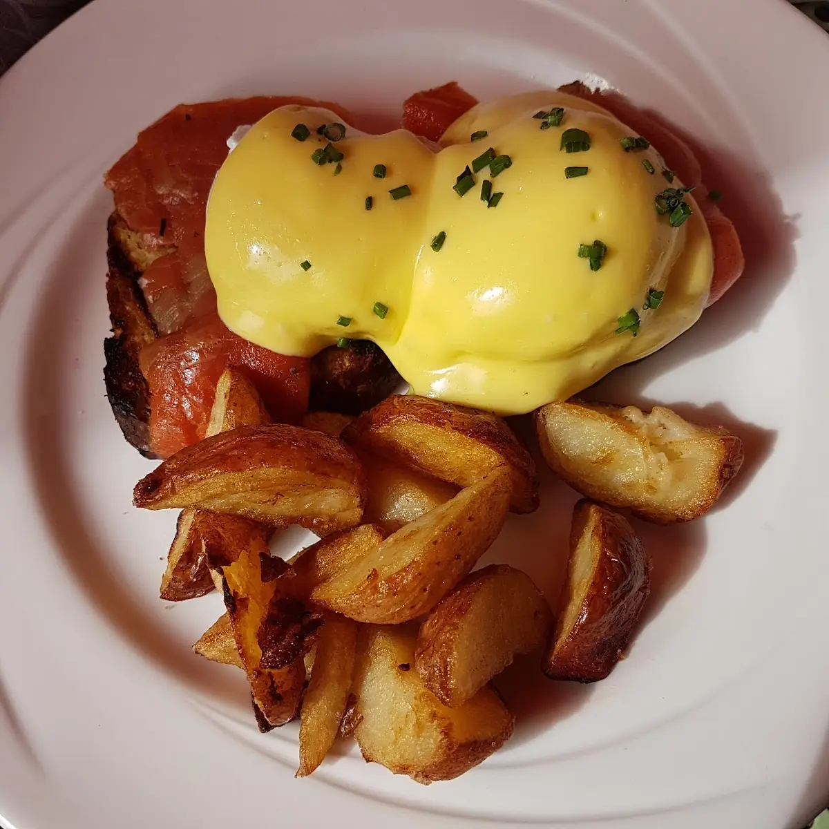 Eggs Benedict with Smoked Salmon