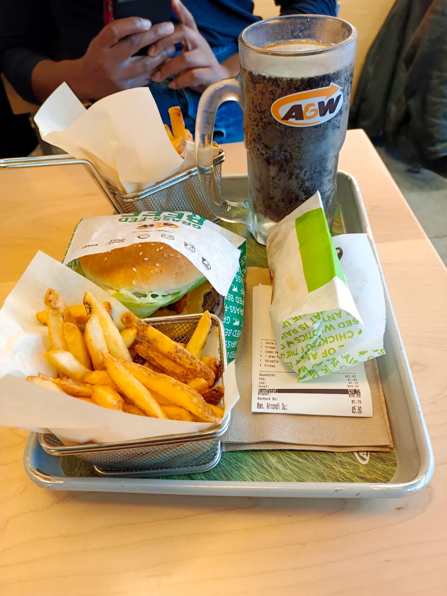 Burger Oncle Root Beer, A&W Canada