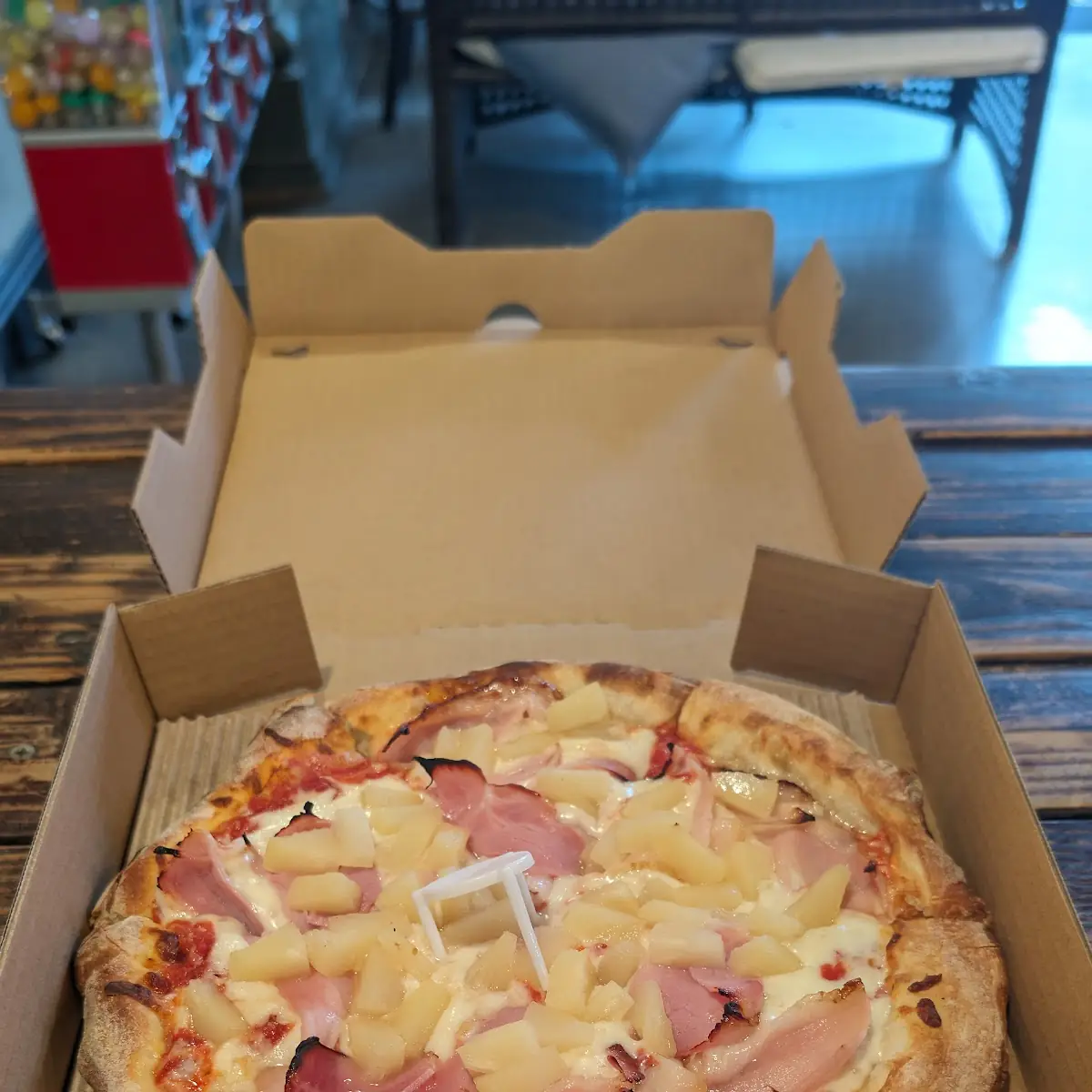 Hawaiian Pizza