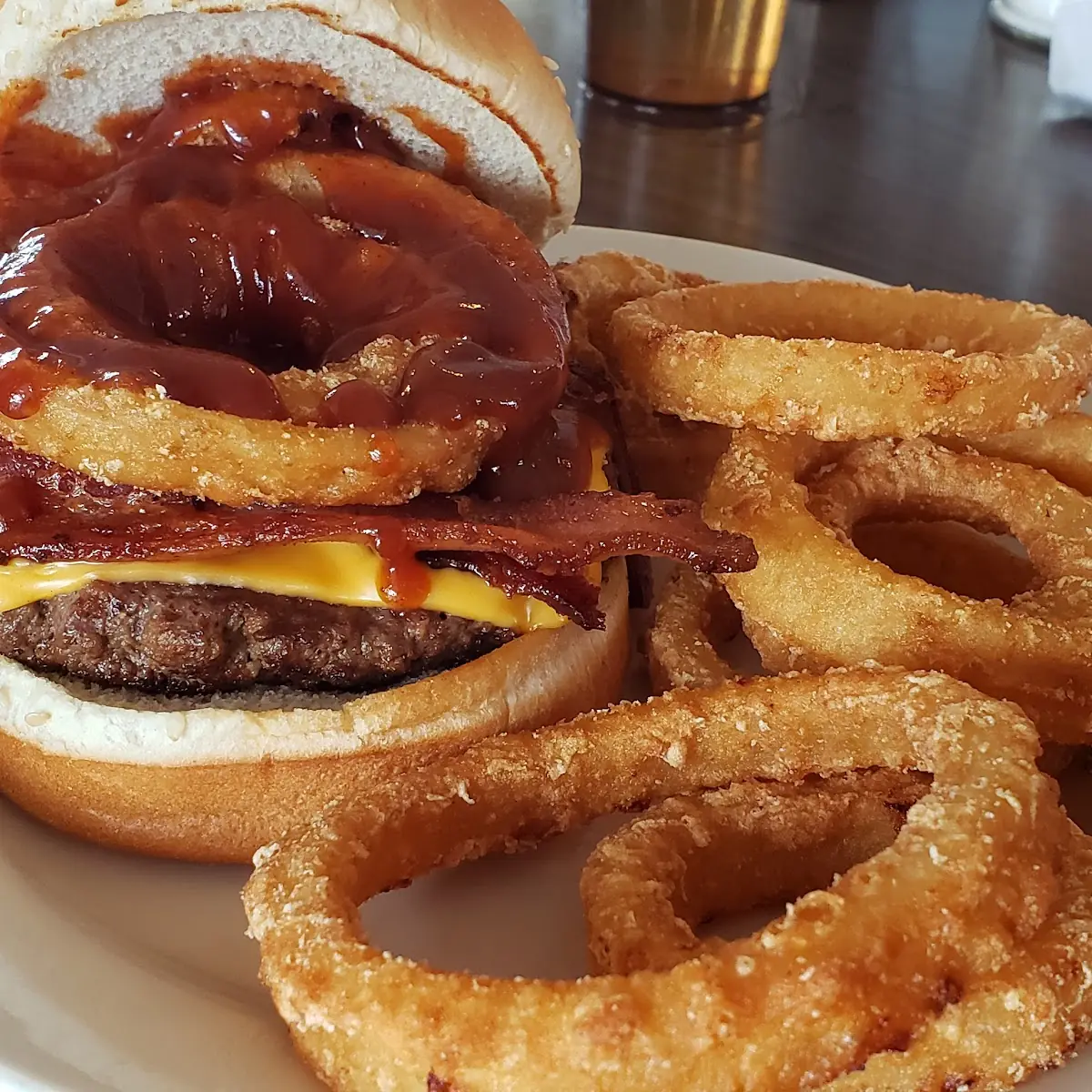 Hamburger BBQ Sauce Bacon Cheeseburger