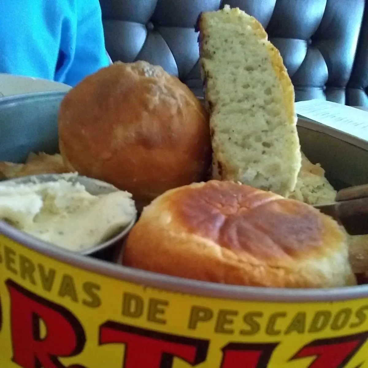 Bread Service