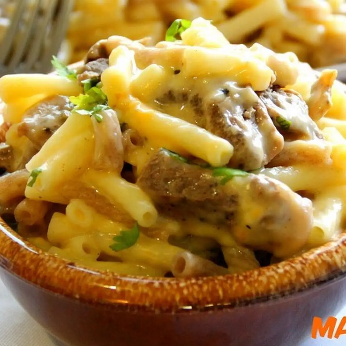Mac-N-Cheese with Steak Bites